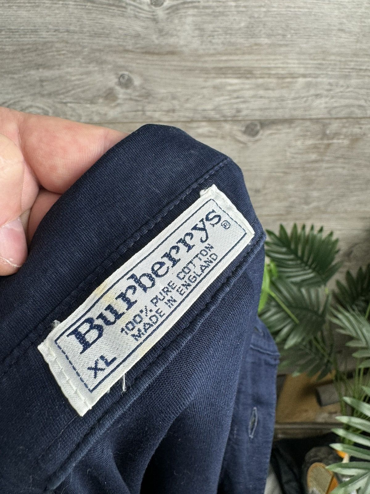 Burberry Burberrys Polo 👕 Luxury Tee Made in England 🏴󠁧󠁢󠁥󠁮󠁧󠁿 size XL Size US XL / EU 56 / 4 - 9 Thumbnail
