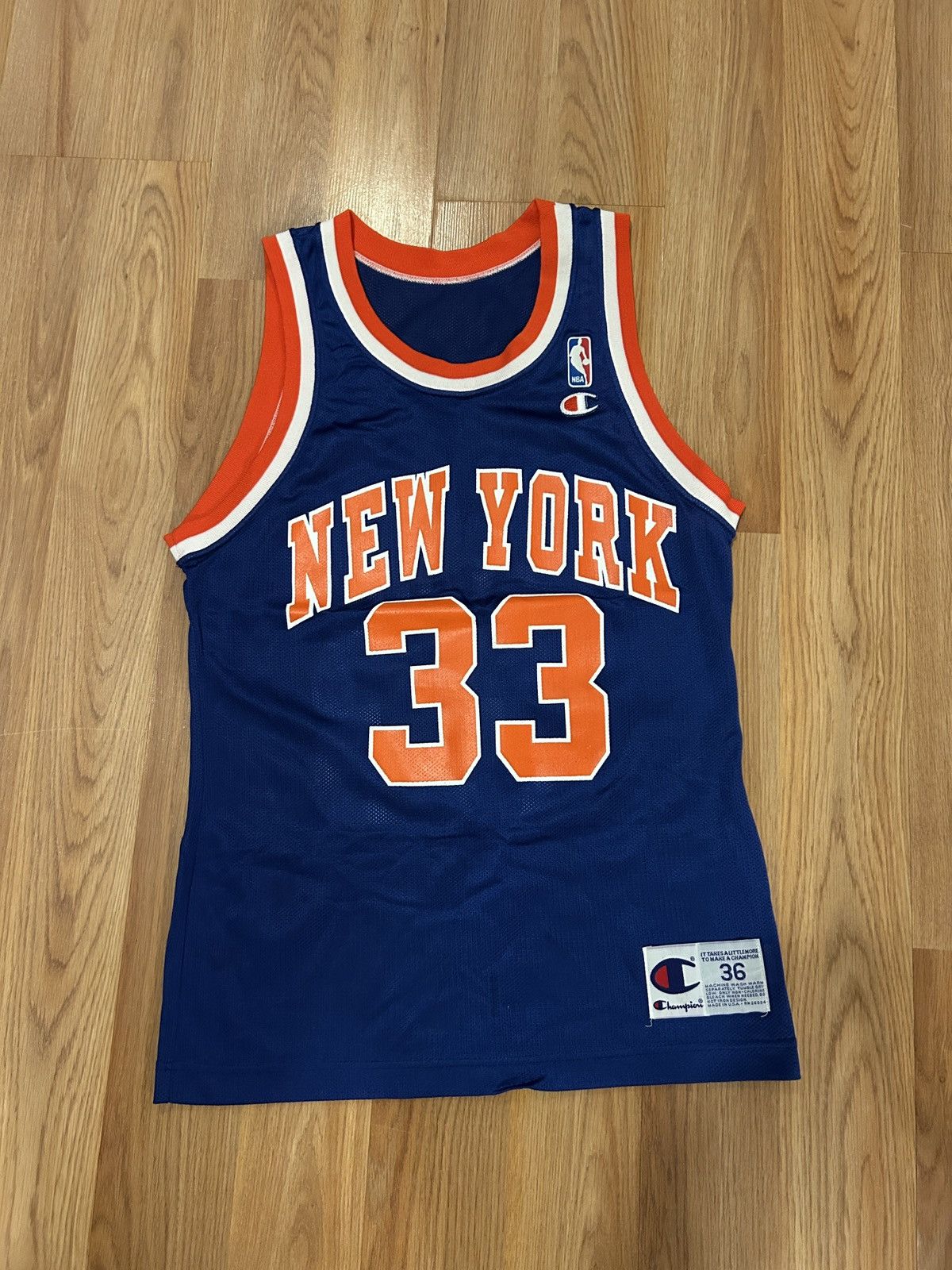 Champion Vintage Ewing Champion jersey Size US S / EU 44-46 / 1 - 1 Thumbnail