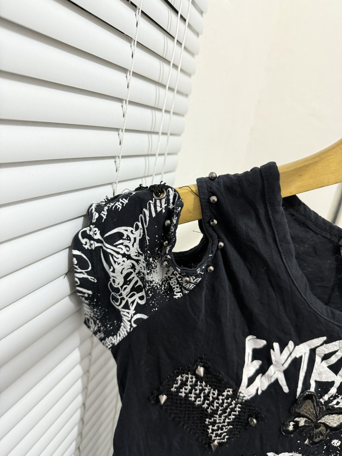 14th Addiction Y2k IFSIX STYLE TSHIRT Size M / US 6-8 / IT 42-44 - 6 Thumbnail