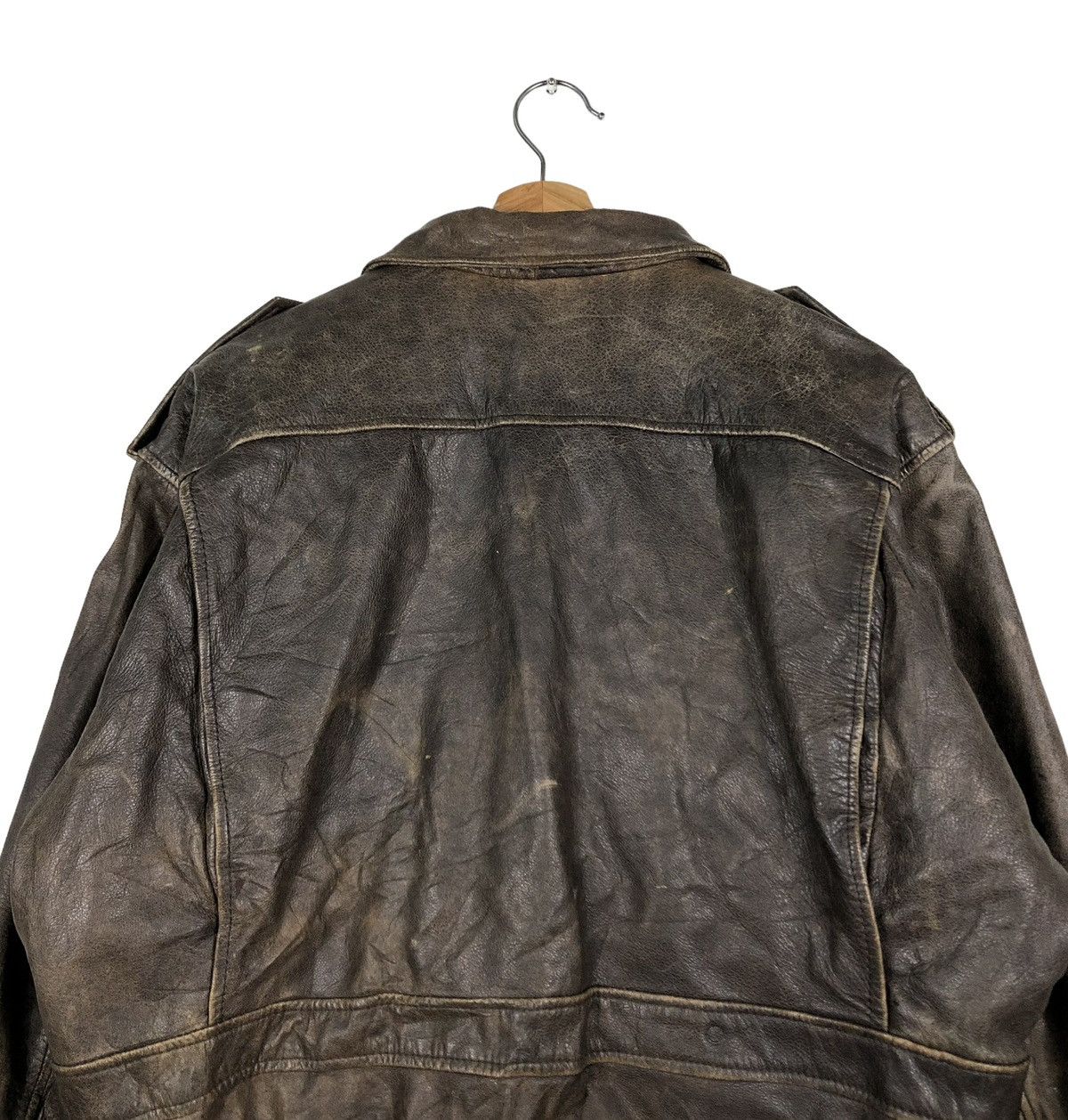 Japanese Brand 🔥VINTAGE FLY BOMBER LEATHER JACKET FOX-TROT JAPAN MADE Size US M / EU 48-50 / 2 - 9 Thumbnail