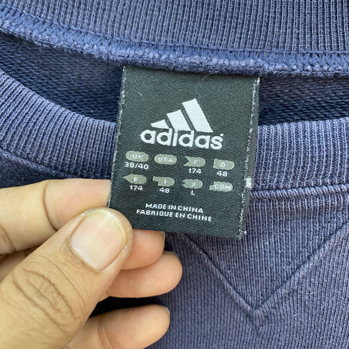 Adidas 🫶 vintage Adidas navy blue crewneck sweatshirt Size US M / EU 48-50 / 2 - 4 Thumbnail