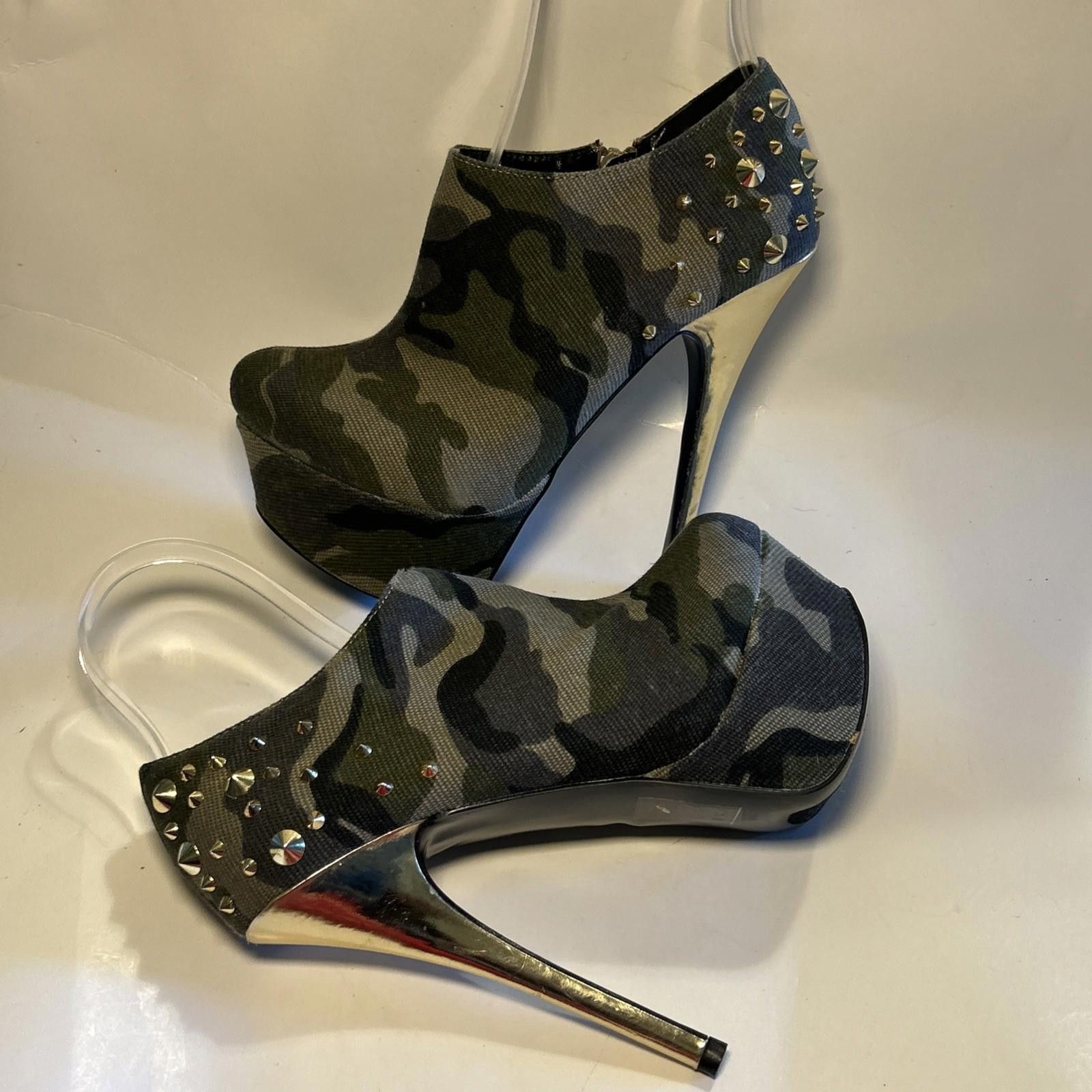 Other SCENE Women Goth Sz 8.5 Heels Camouflage Gold Embellish Size US 8.5 / IT 38.5 - 6 Thumbnail