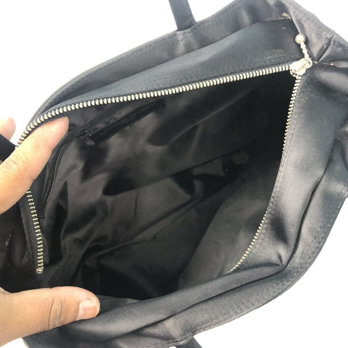 Katharine Hamnett London ‼️LASTDROP‼️ KATHERINE HAMNETT LONDON NYLON TOTE BAG Size ONE SIZE - 5 Thumbnail