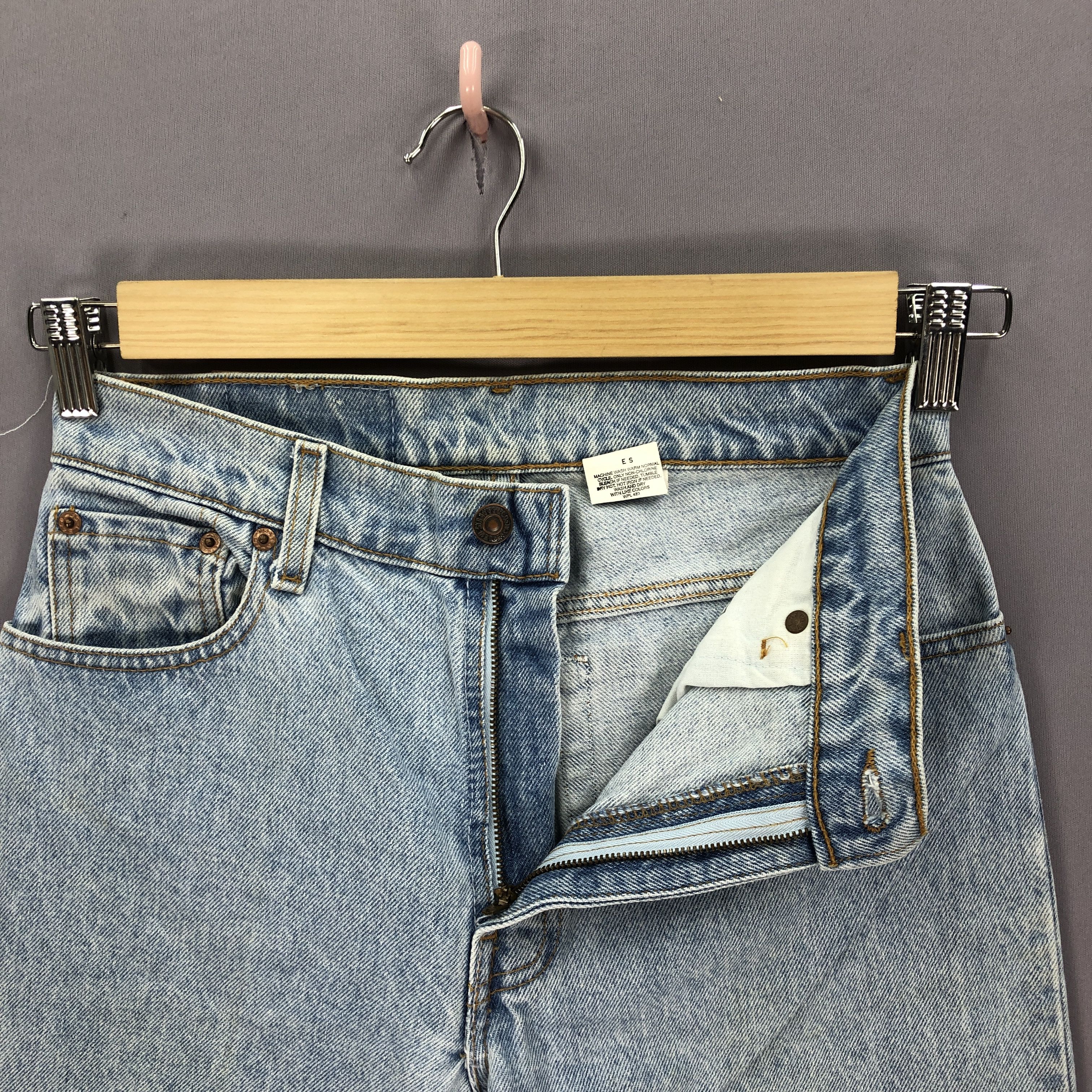 Levi's Vintage Levis 550 Sun Faded Jeans Levi's Light Wash Denim Size 26" / US 2 / IT 38 - 5 Thumbnail
