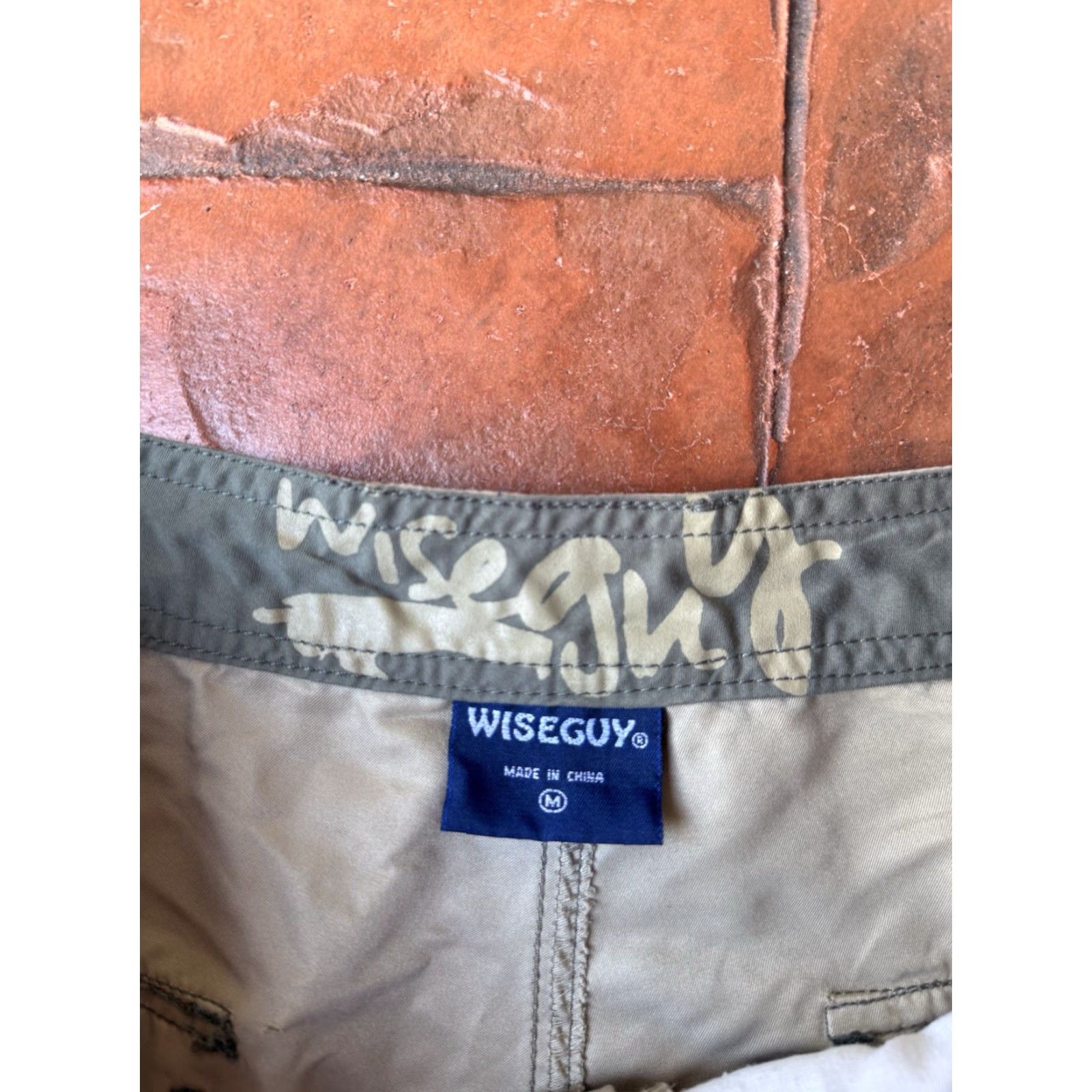 Vintage VINTAGE Wise Guy Skate Baggy Cargo Shorts M Mens Beige Cotton Canvas 90s Grunge Skater Hip Hop Pockets Zipper Button Relaxed Inseam 10in Size US 31 - 2 Thumbnail