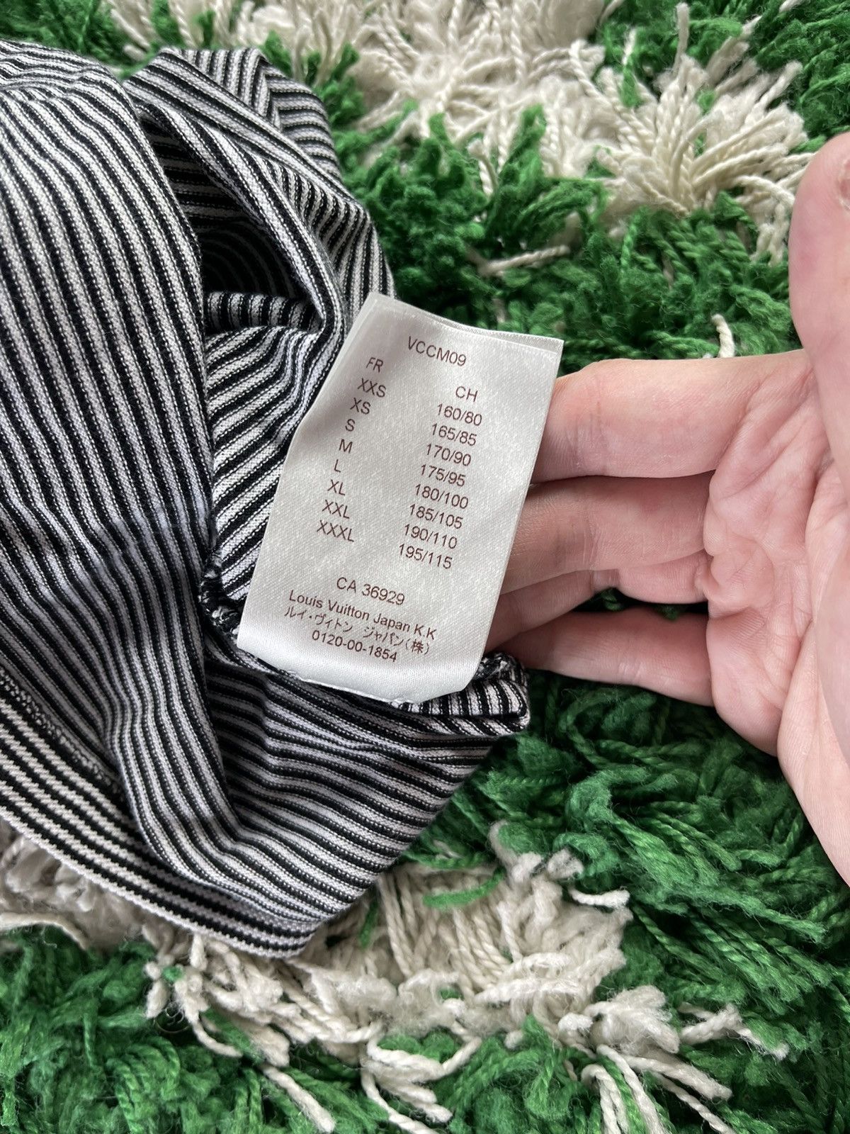 Louis Vuitton Louis Vuitton Striped S/S Button-Up Size US M / EU 48-50 / 2 - 6 Thumbnail