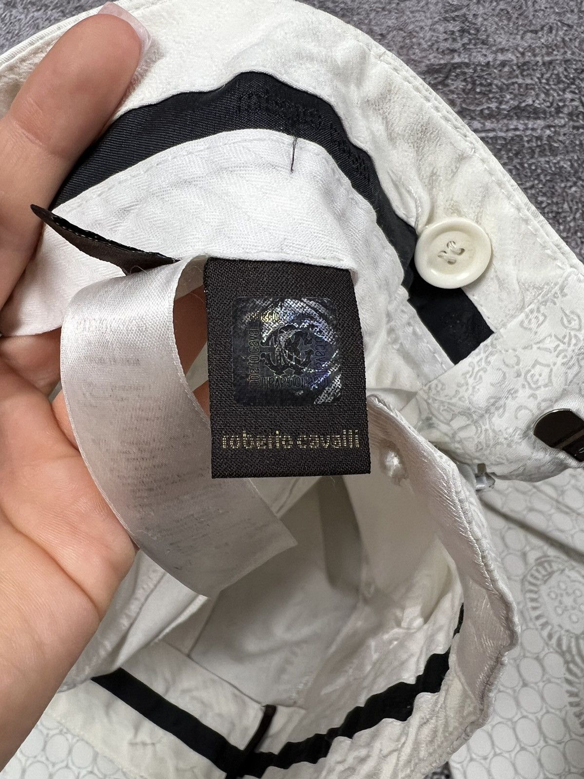 Designer × Roberto Cavalli Roberto Cavalli Mainline Antique Fossil Printed Floral Chain Size 30" / US 8 / IT 44 - 8 Thumbnail