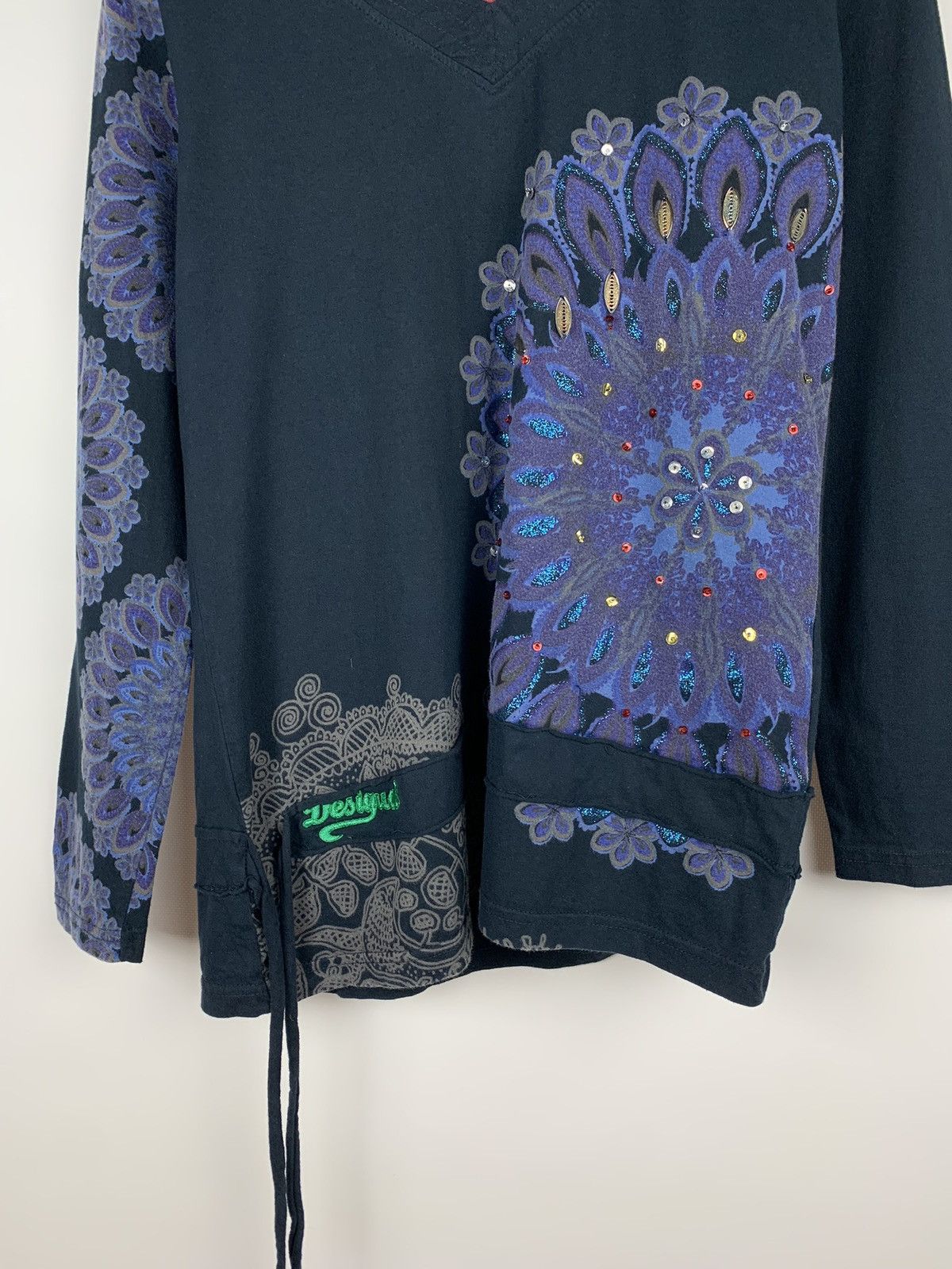 Desigual Vintage Y2K Desigual Avant Garde Long Sleeve Tee Rhinestone Size L / US 10 / IT 46 - 3 Thumbnail