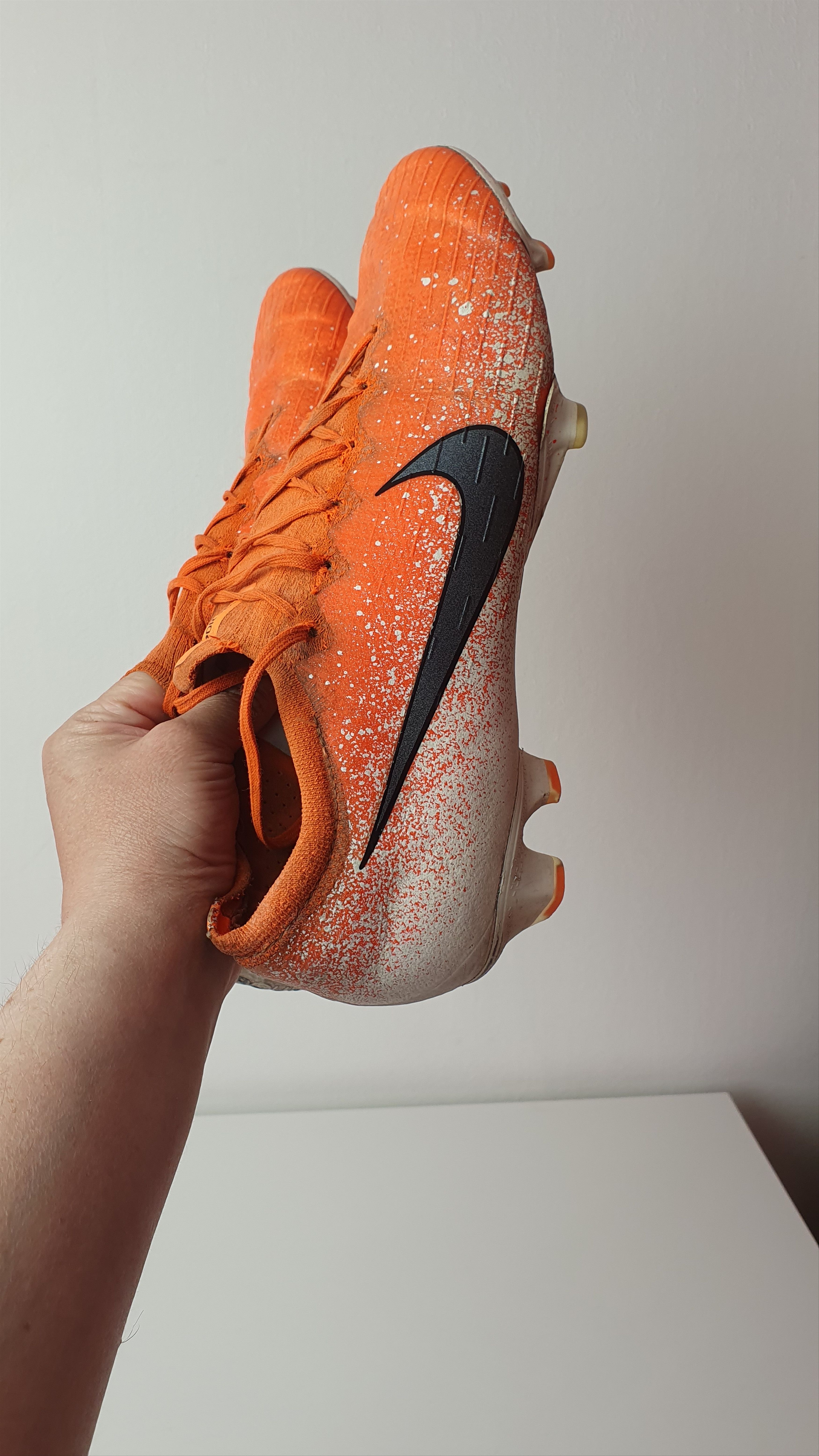 Nike Football Cleats Mens Nike Mercurial Vapor 12 Elite AG Size US 12.5 / EU 45-46 - 3 Thumbnail