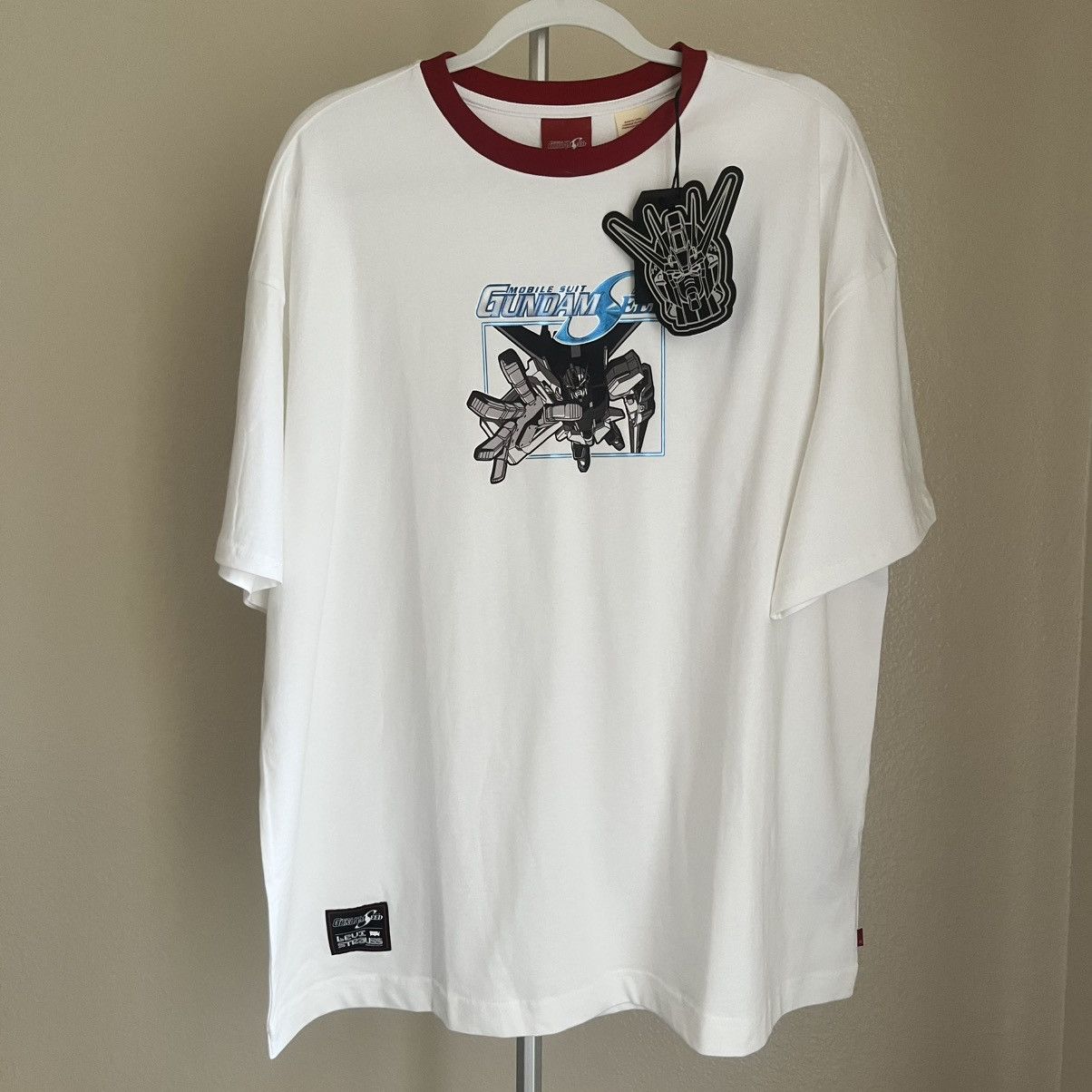 Levi's LEVI'S X GUNDAM SEED BOXY TEE Size L NWT Size US L / EU 52-54 / 3 - 1 Thumbnail