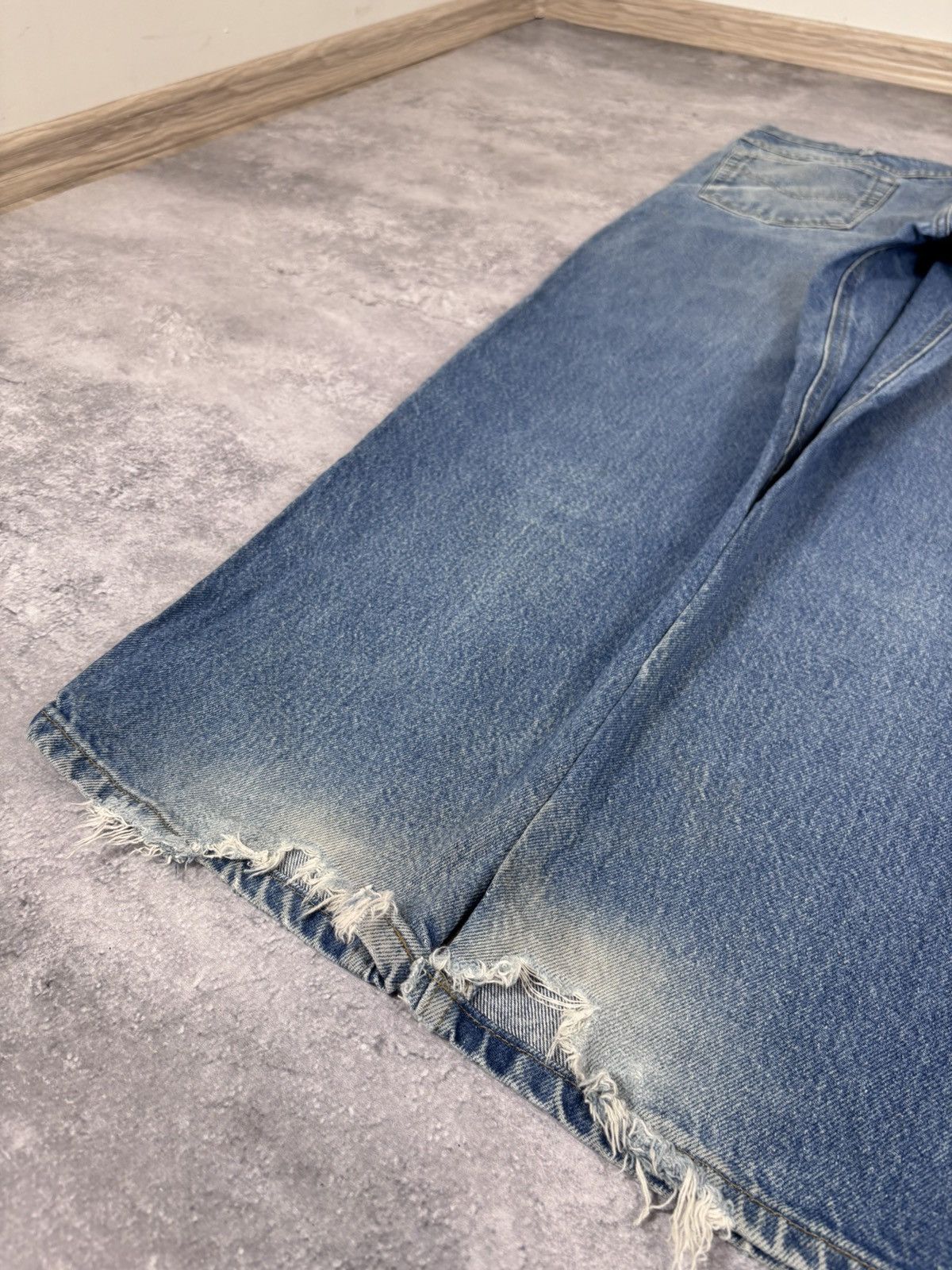 Carhartt Vintage Carhartt Men’s Denim Jeans Faded Light Blue Workwear Size US 44 / EU 60 - 5 Thumbnail