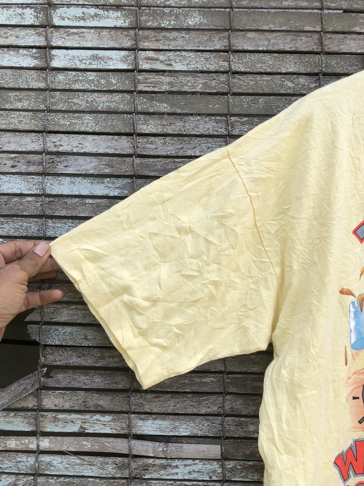 Vintage Vintage 90s Disney Snow White Grumpy Baggy Tshirt Size US XL / EU 56 / 4 - 10 Thumbnail
