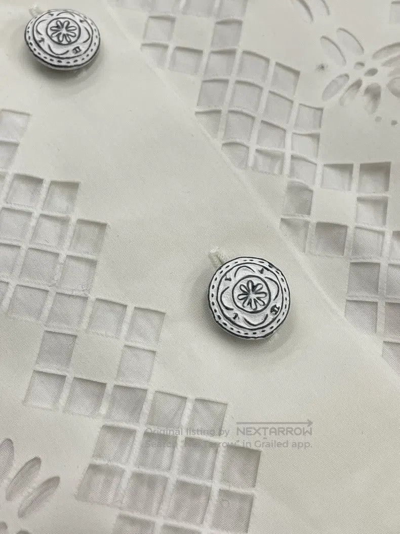 Chanel Chanel White stitching hollow lapel shirt long sleeves Size XS / US 0-2 / IT 36-38 - 3 Thumbnail