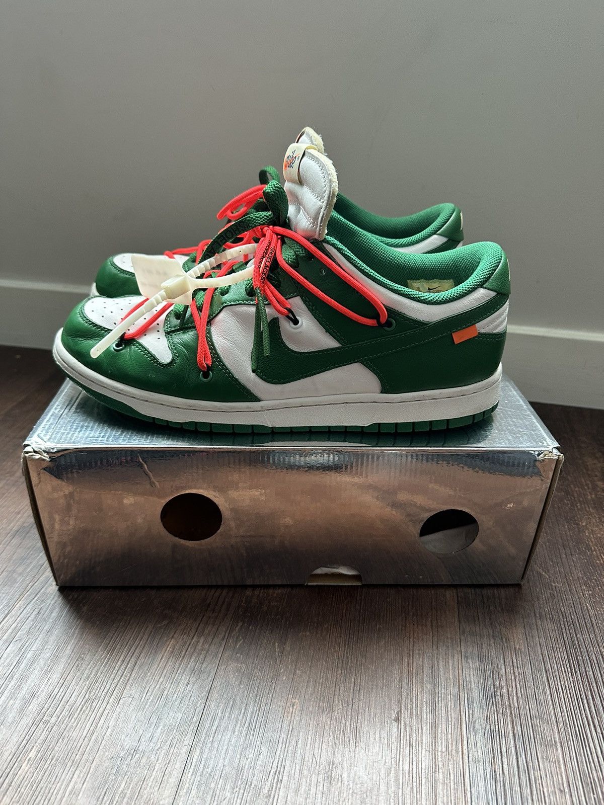 Nike × Off-White Off-White Dunks Pine Green Size US 12 / EU 45 - 1 Thumbnail