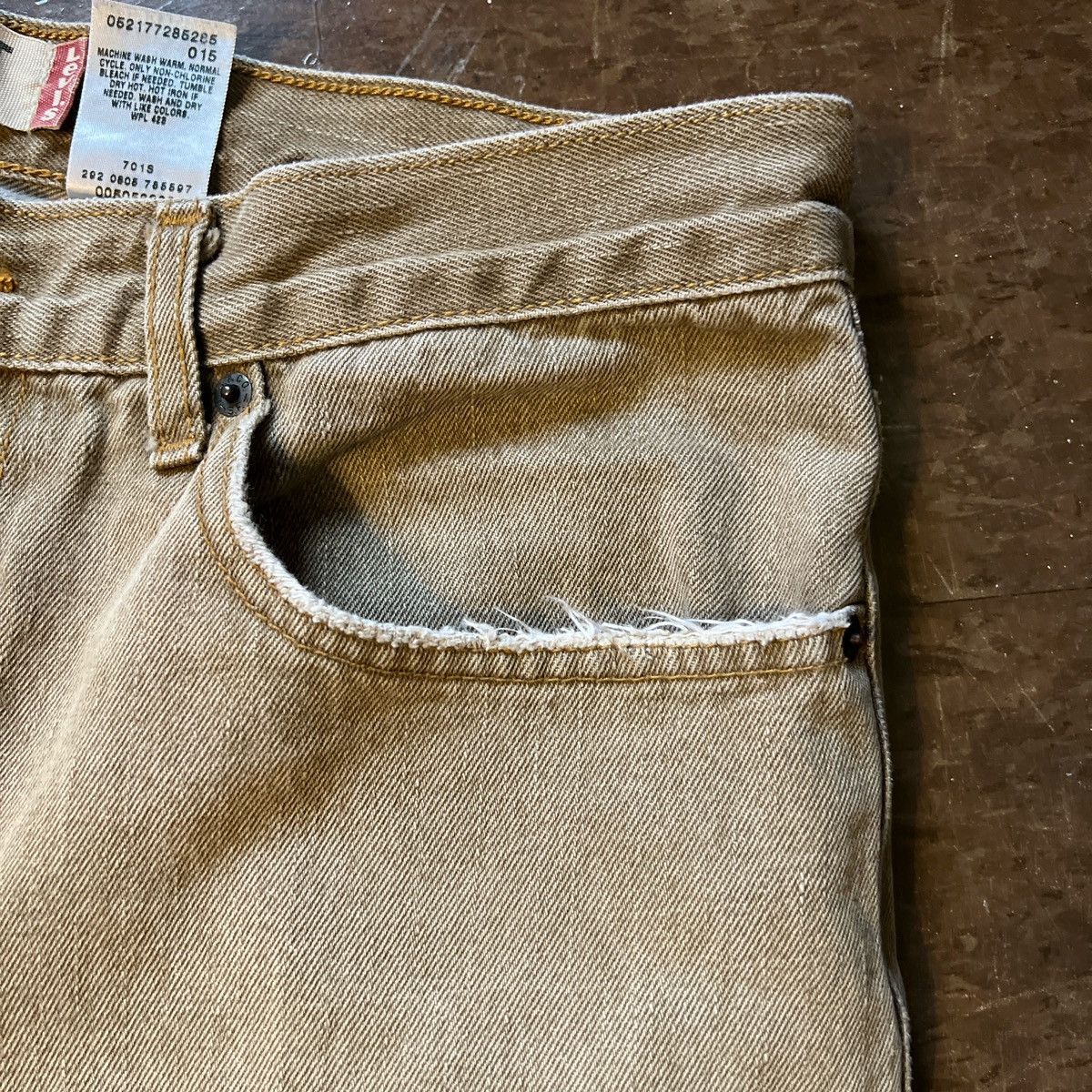 Levi's Vintage Tan Washes Levi’s 505 Size US 33 - 3 Thumbnail