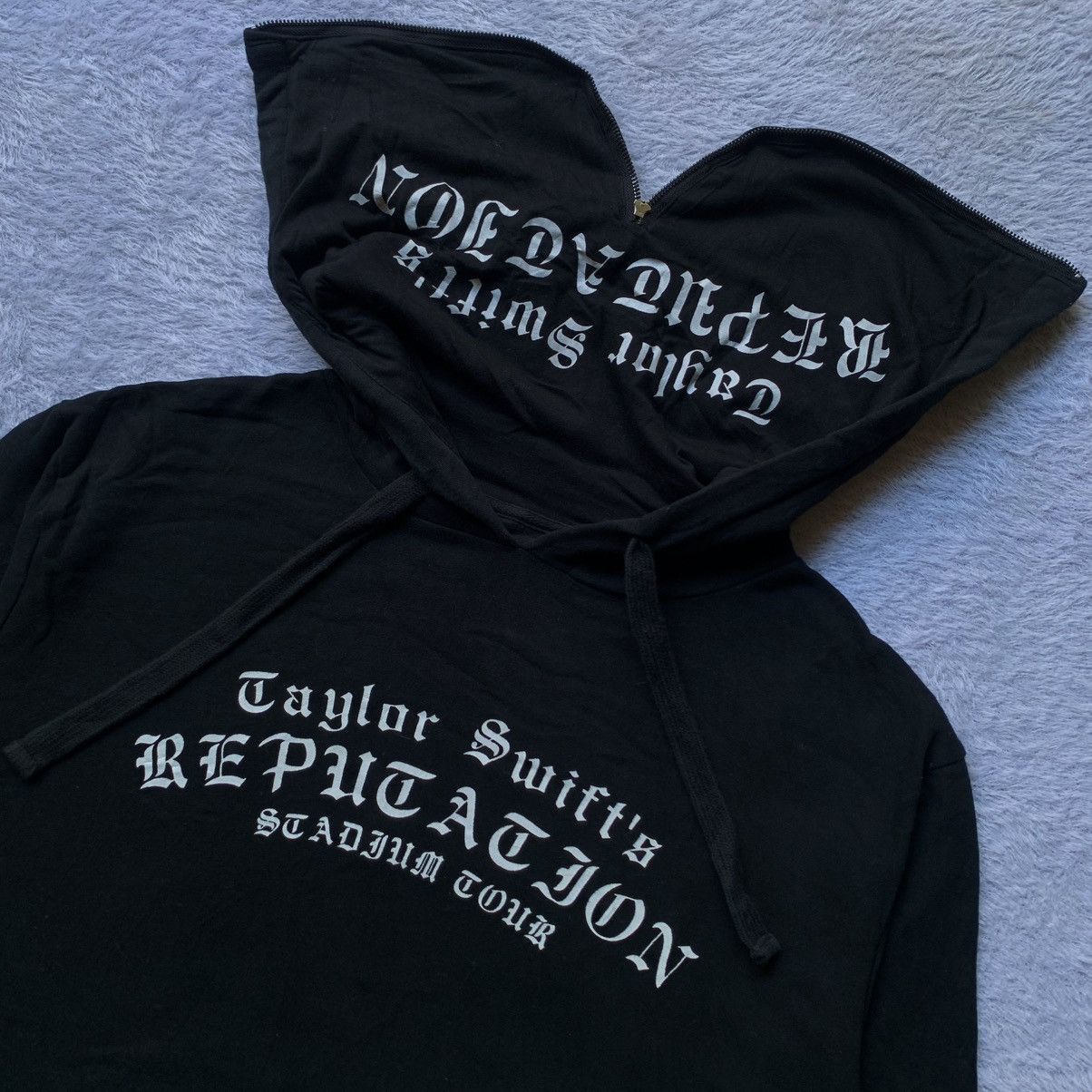Band Tees Taylor Swift reputation stadium tour 2018 L Oversized Size US L / EU 52-54 / 3 - 2 Thumbnail