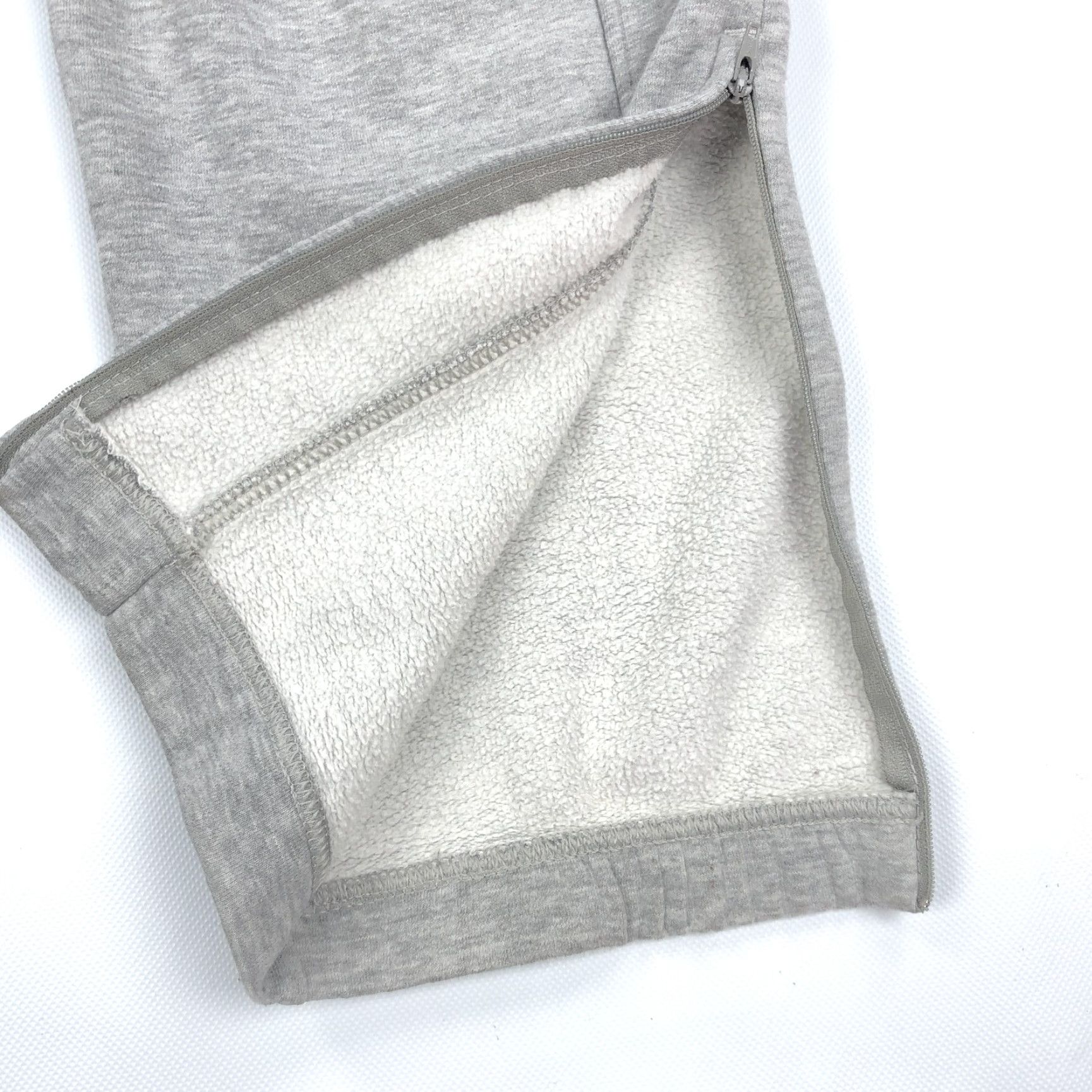 Nike Nike Men's Track Pants Fleece Cotton Blend Gray Heather 34x33 M Regular Elastic Drawstring Pockets Zip Athletic Gym 90s? No Vintage Mens Size US 31 - 4 Thumbnail