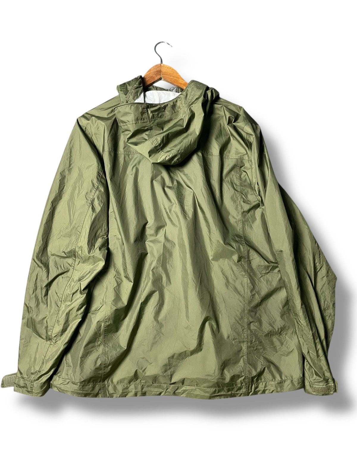 Japanese Brand × L.L. Bean × Vintage Vintage L.L Bean Light Hooded Windbreaker (96) Size US XL / EU 56 / 4 - 9 Thumbnail