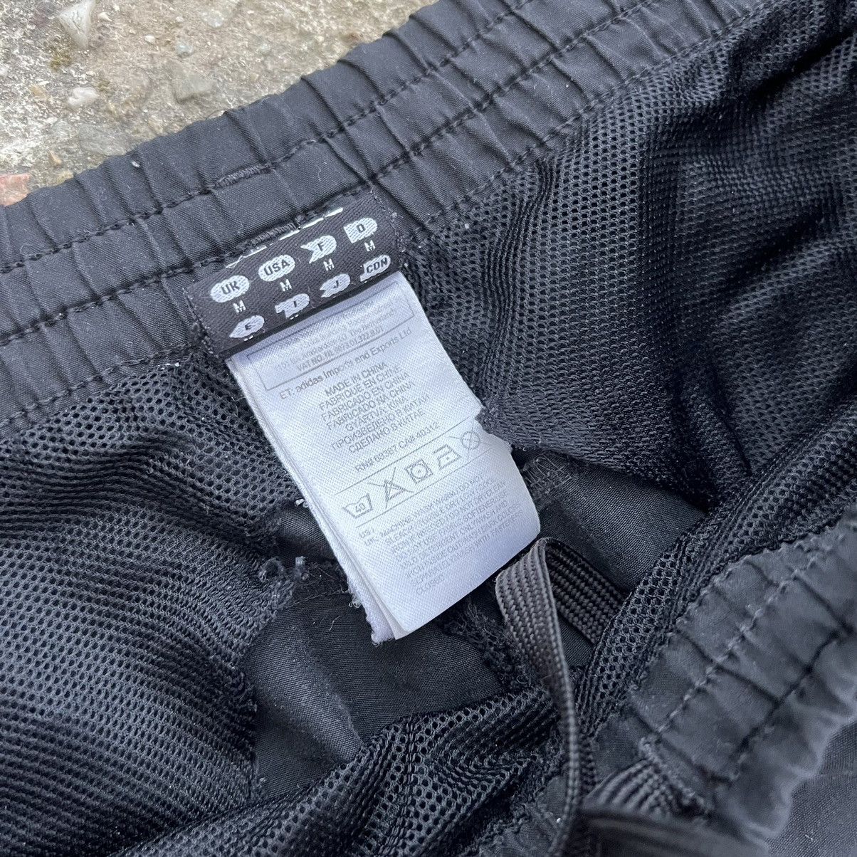 Adidas × Vintage Vintage sweatpants Adidas 90s 3 stripes (size M) Size US 32 / EU 48 - 5 Thumbnail