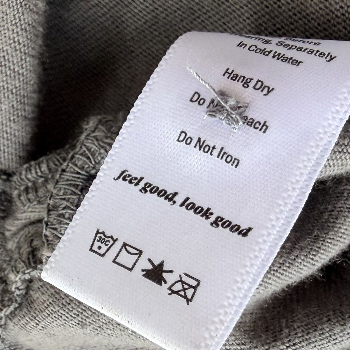 Richer Poorer Richer Poorer Polo Shirt Mens XL Gray Short Sleeve Popover Size US XL / EU 56 / 4 - 5 Thumbnail