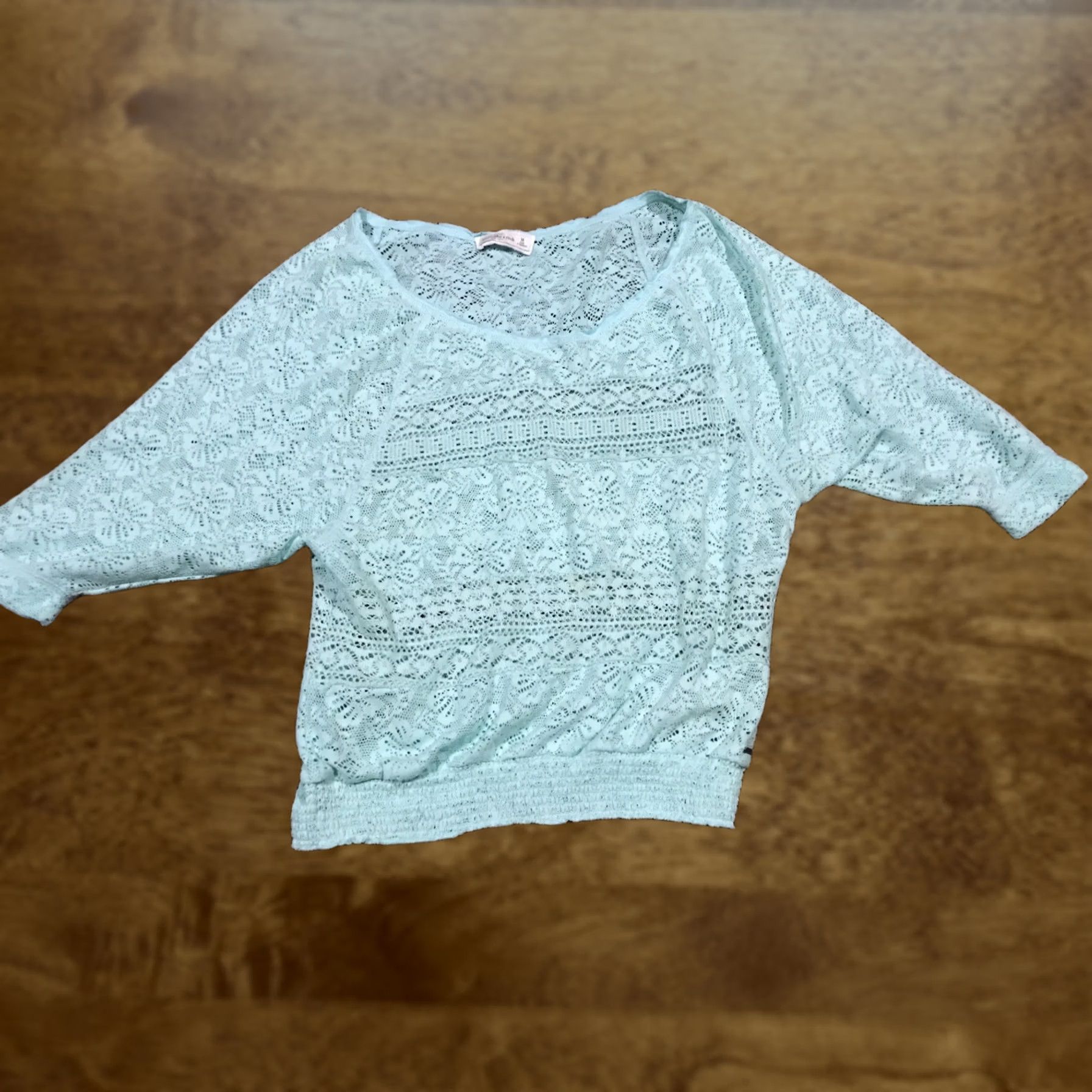Abercrombie & Fitch Abercrombie & Fitch Womens M Lace 3/4 Sleeve Shirt Polyester Blend Green 25” Length Mens Women Size M / US 6-8 / IT 42-44 - 1 Thumbnail