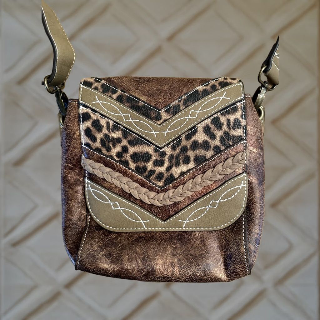 Vintage CATCHFLY Leopard Print Crossbody Purse Cross Body Leather Brown Womens Crossbody Purse Size ONE SIZE - 1 Thumbnail
