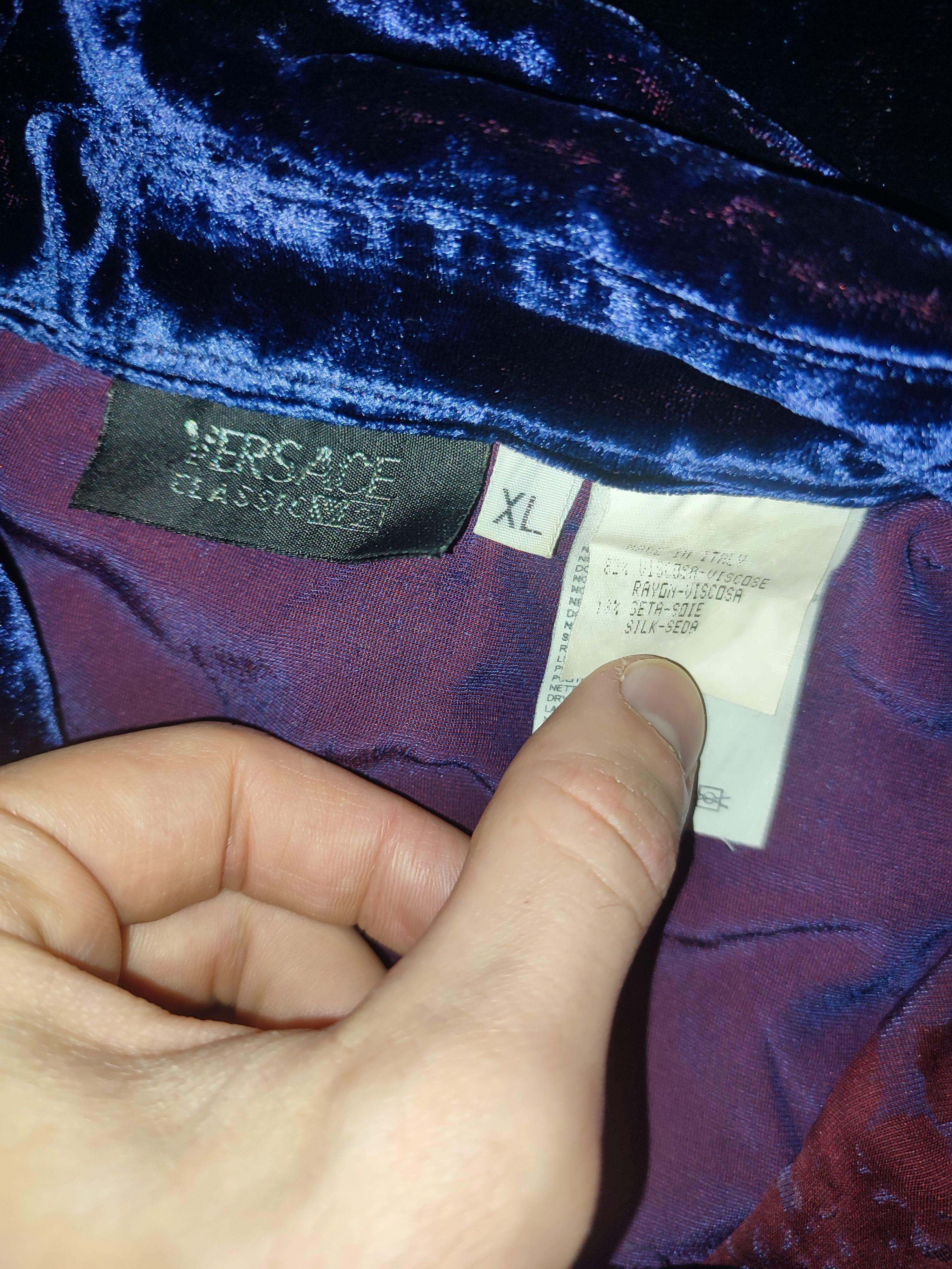 Versace Versace V2 Classic silk barocco mesh Velour Vintage Shirt Size US XL / EU 56 / 4 - 22 Thumbnail