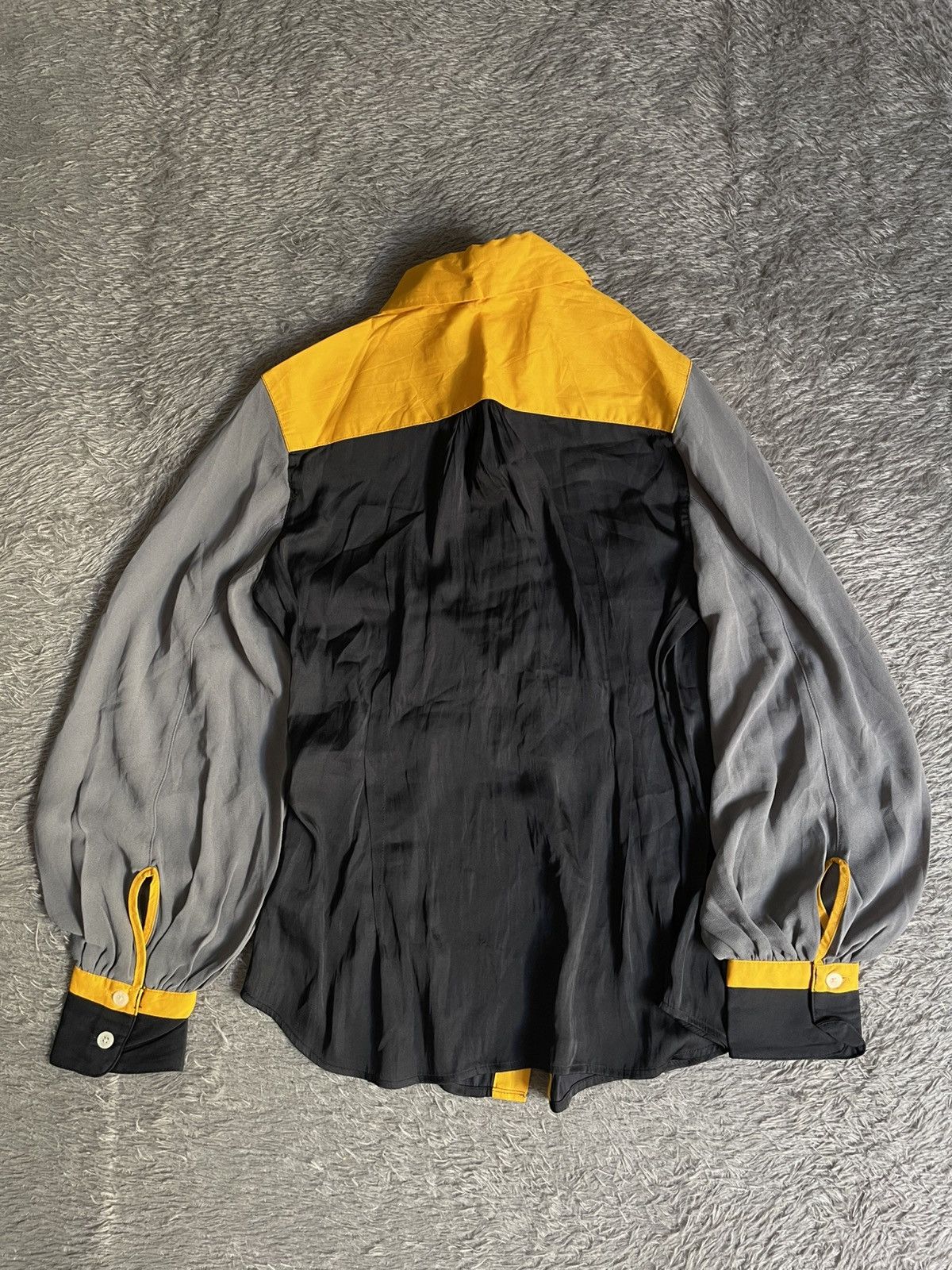 GU × Undercover Gu x undercover blouses Size S / US 4 / IT 40 - 6 Thumbnail