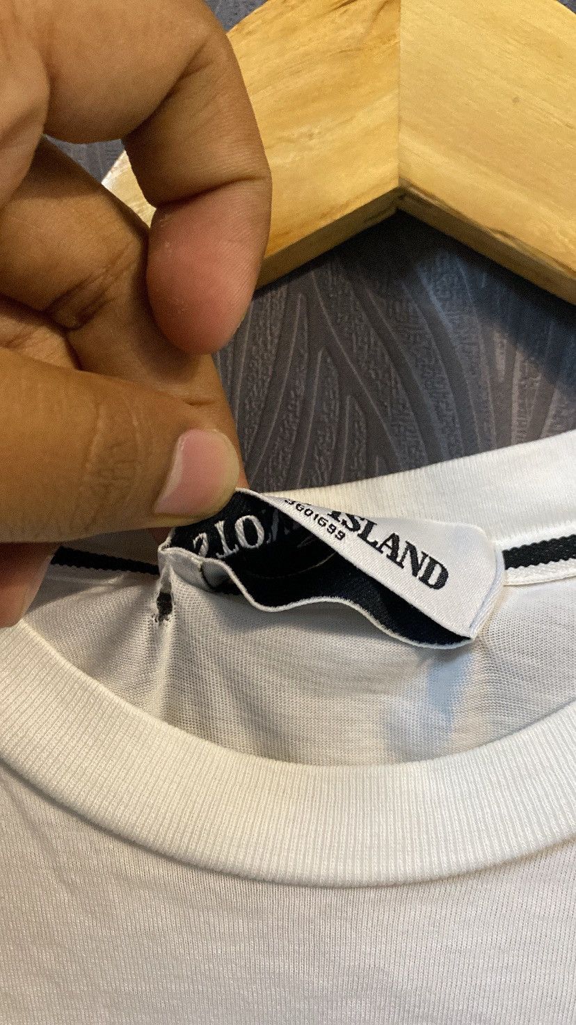 Designer × Stone Island Stone Island Tshirt Reflective Backhit Size US S / EU 44-46 / 1 - 5 Thumbnail