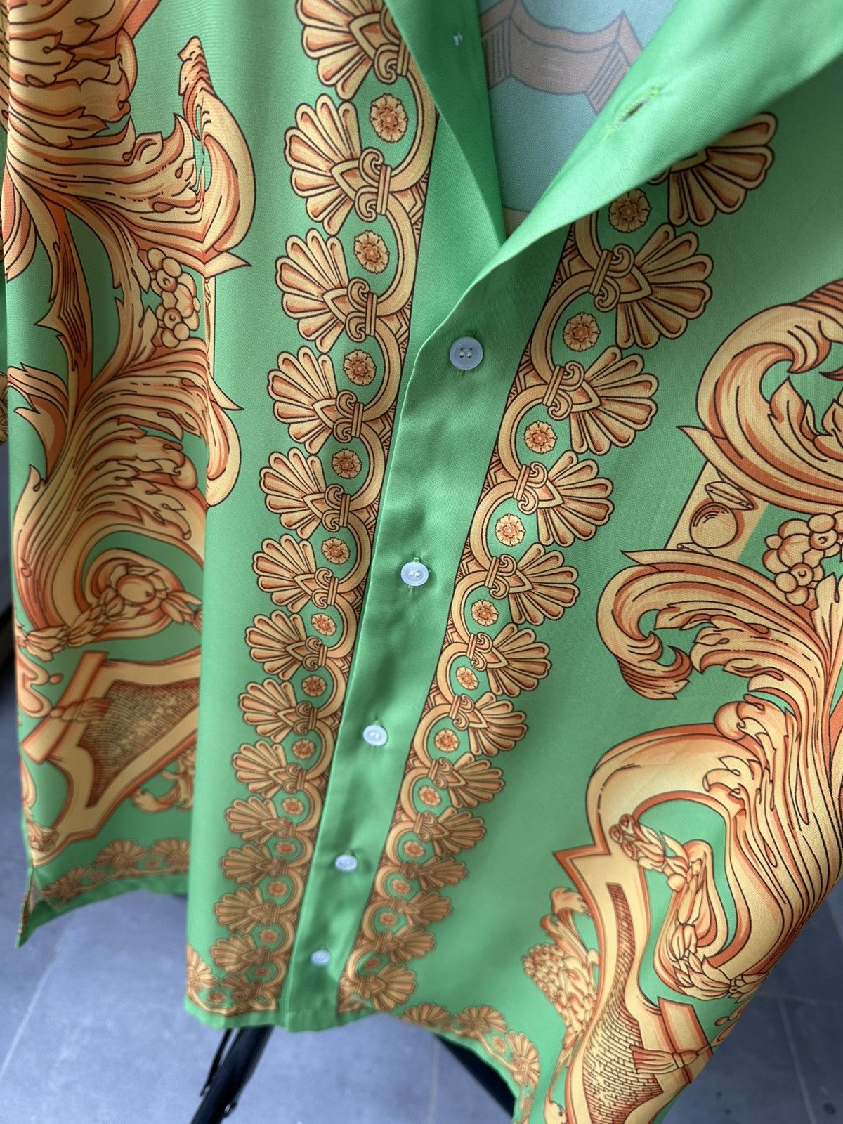 Versace Versace Silk Barocco Medusa shirt Size US L / EU 52-54 / 3 - 5 Thumbnail