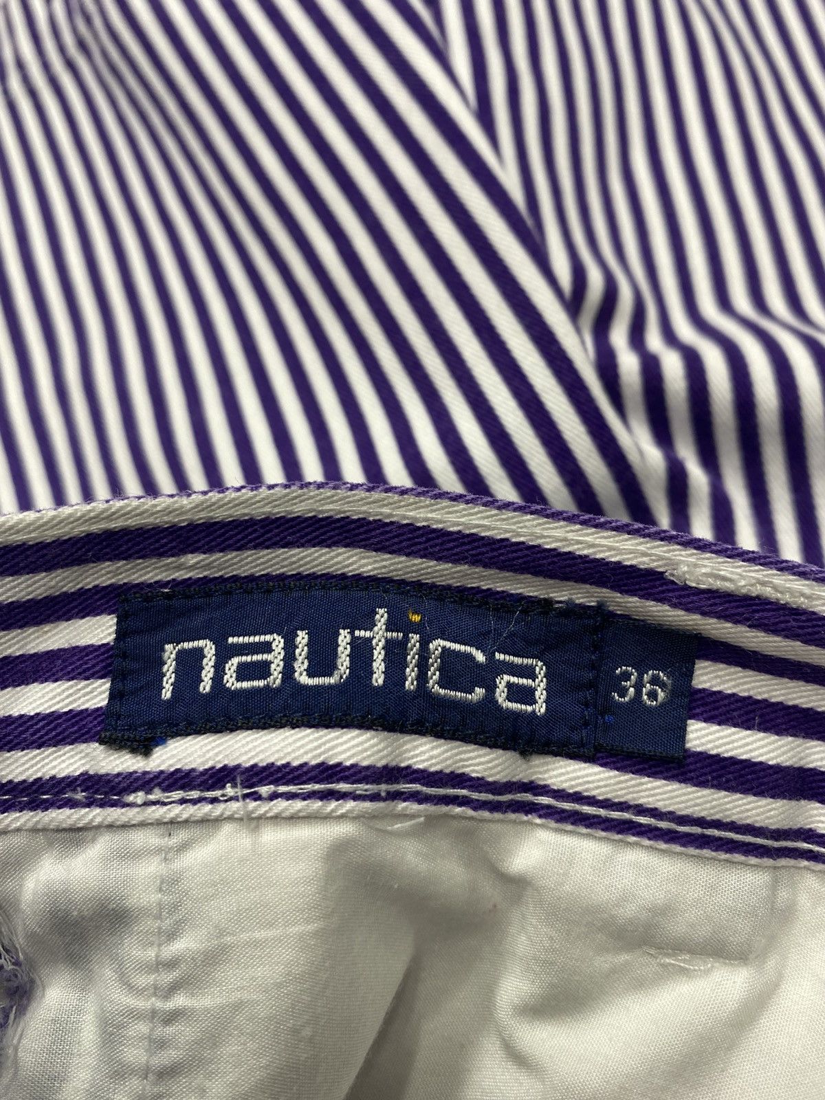 Nautica 90’s Vintage Nautica Striped Shorts Size US 36 / EU 52 - 3 Thumbnail