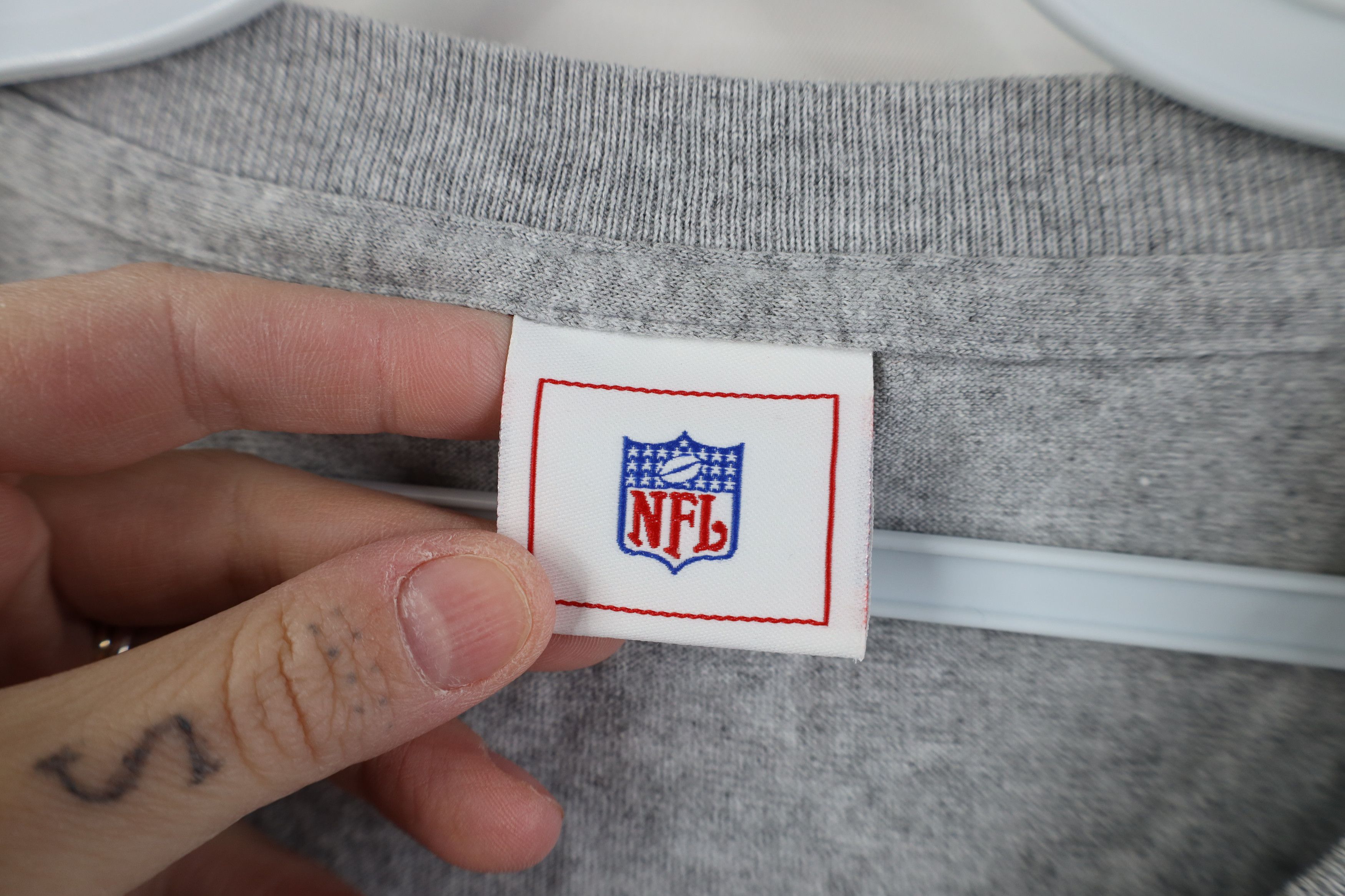 Vintage Vintage NFL Cleveland Browns Football Short Sleeve T-Shirt Size US XXL / EU 58 / 5 - 9 Thumbnail