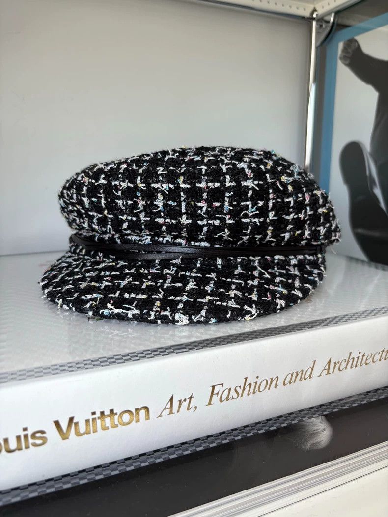 Chanel Chanel SizeS Black and white tweed plaid newspaper children Size ONE SIZE - 2 Thumbnail