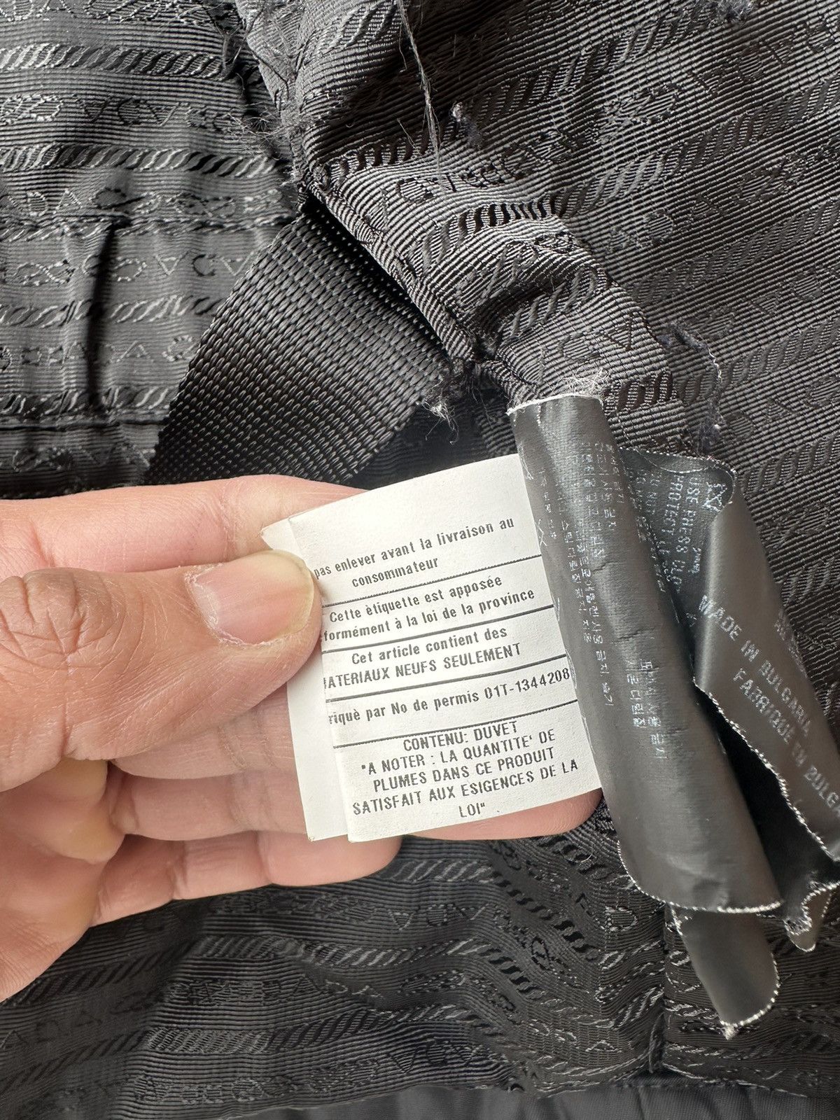 Prada Prada Gabardine Down Puffer Jacket in Black Size US M / EU 48-50 / 2 - 10 Thumbnail