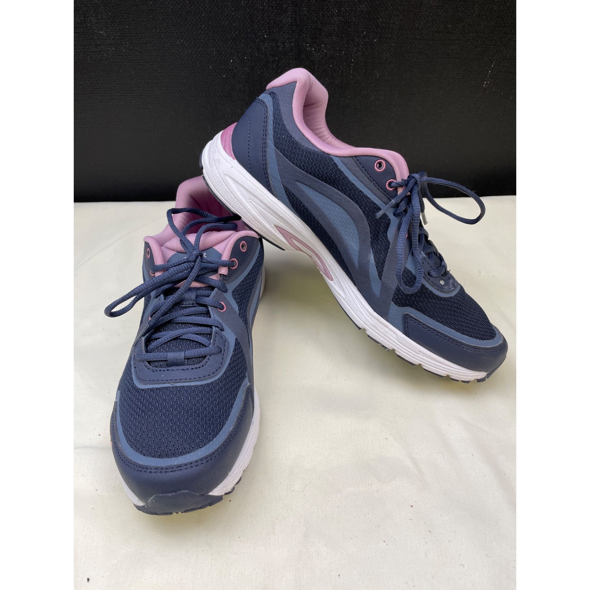 Other Ryka Women's Navy Blue/ Pink Sky Walk Fit Shoes/Sneakers Siz Size US 8.5 / IT 38.5 - 1 Thumbnail
