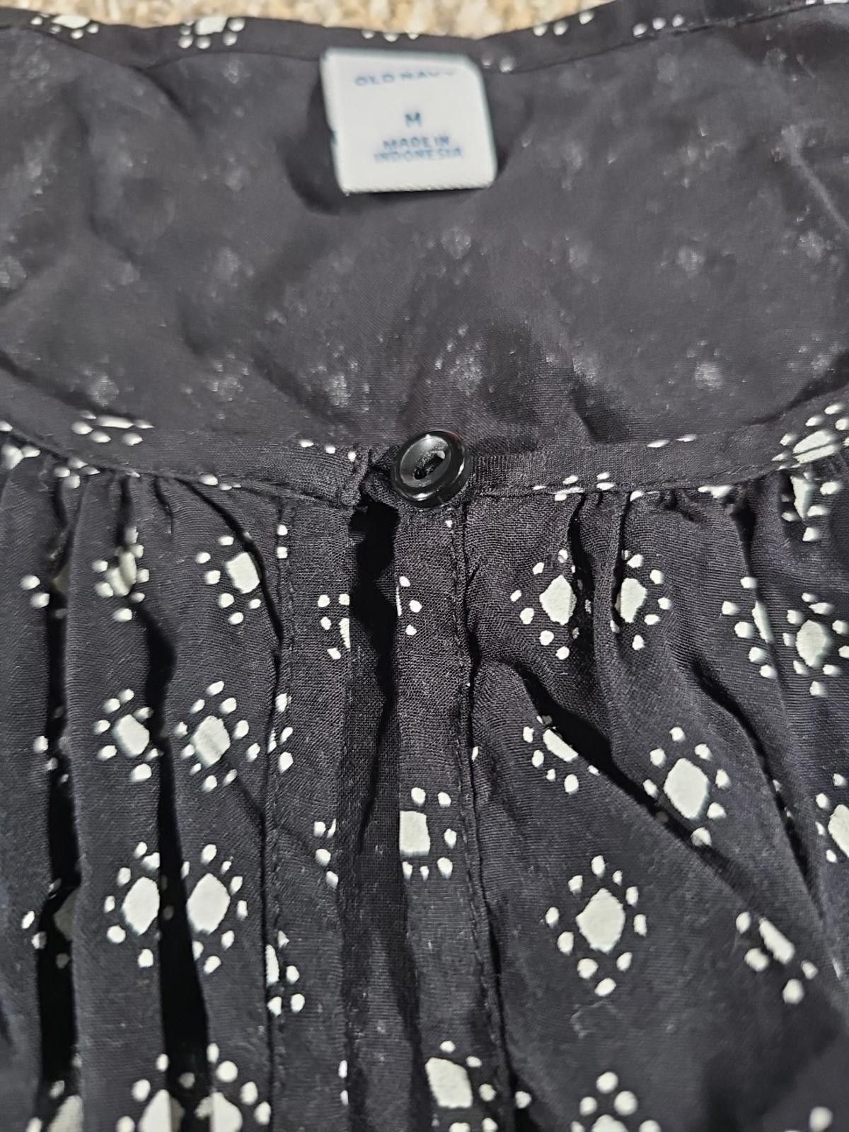Old Navy Old Navy Medium LS Black Dress Size M / US 6-8 / IT 42-44 - 2 Thumbnail
