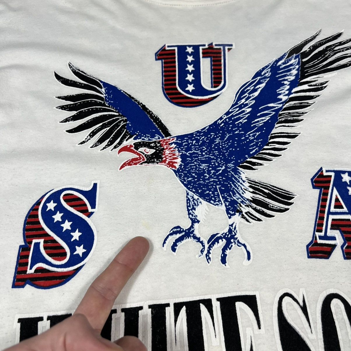 Vintage Vintage 90s White Sox MLB Retro Style Big Logo Boxy T-shirt Size US XL / EU 56 / 4 - 12 Thumbnail
