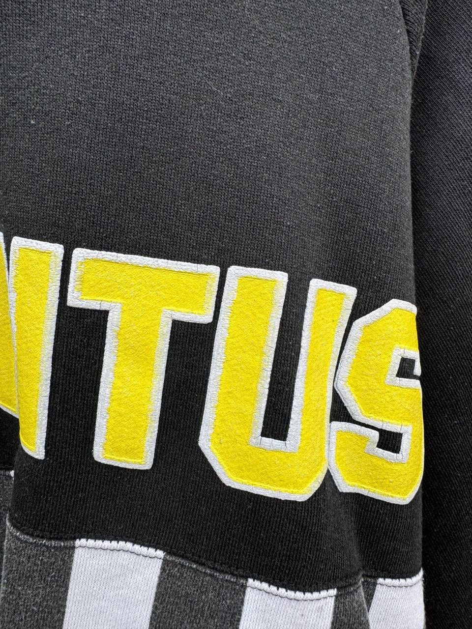Vintage Juventus Italy 1991/1990 Sweat Top Le Felpe Parmalat sz L Size US L / EU 52-54 / 3 - 8 Thumbnail