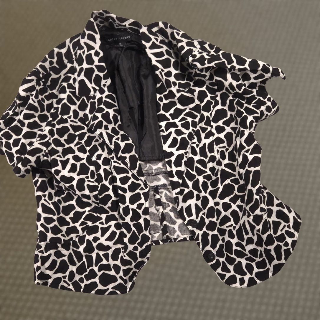 Vintage Larry Levine Blazer Womens XL Black White Animal Print Linen Short Sleeve Jacket Size 40" / US 18 - 1 Thumbnail