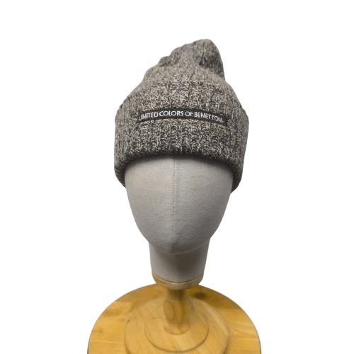💥 Vintage united color of benetton spellout beanie hat