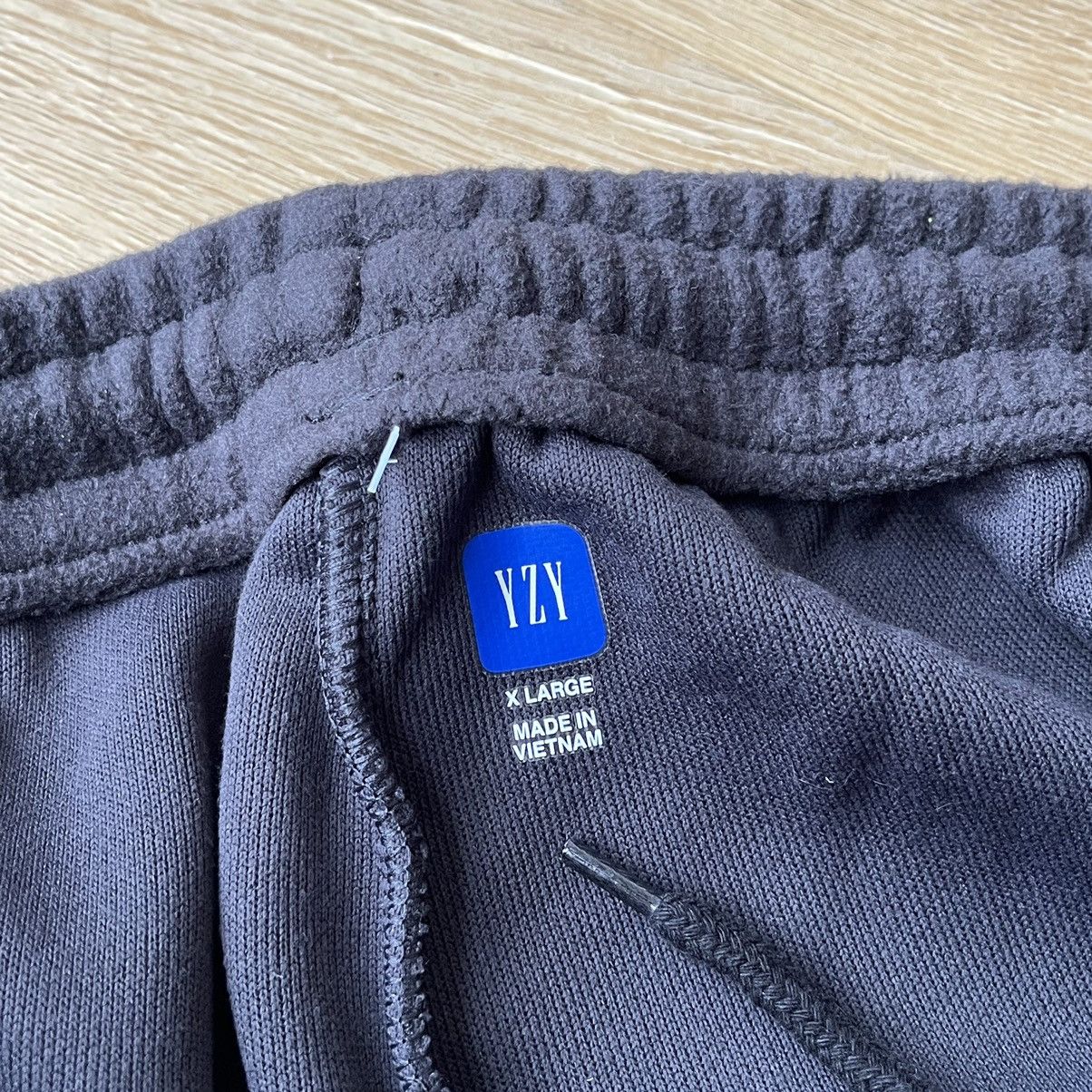 Gap × Yeezy NEW Yeezy Gap Polar Fleece Jogging Pants by Balenciaga Size US 36 / EU 52 - 4 Thumbnail