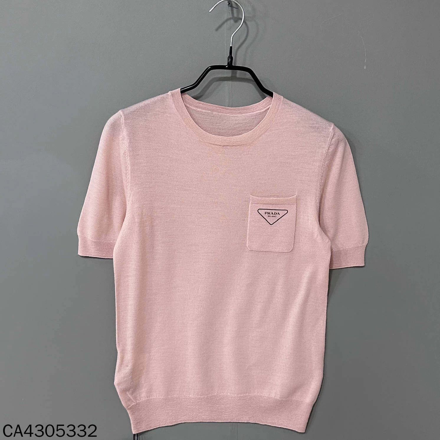 Prada PRADA Pink Triangle Logo T-Shirt 98% New Size 38 Size S / US 4 / IT 40 - 1 Thumbnail