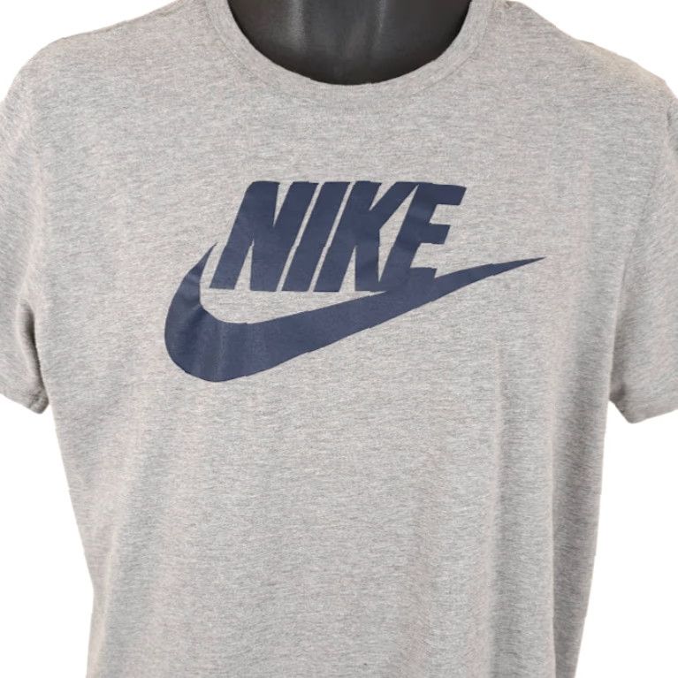 Nike **Nike Mens Large Gray T-Shirt Big Swoosh Streetwear** User: Nike Mens Large Gray T-Shirt Big Swoosh Streetwear Size US L / EU 52-54 / 3 - 2 Thumbnail