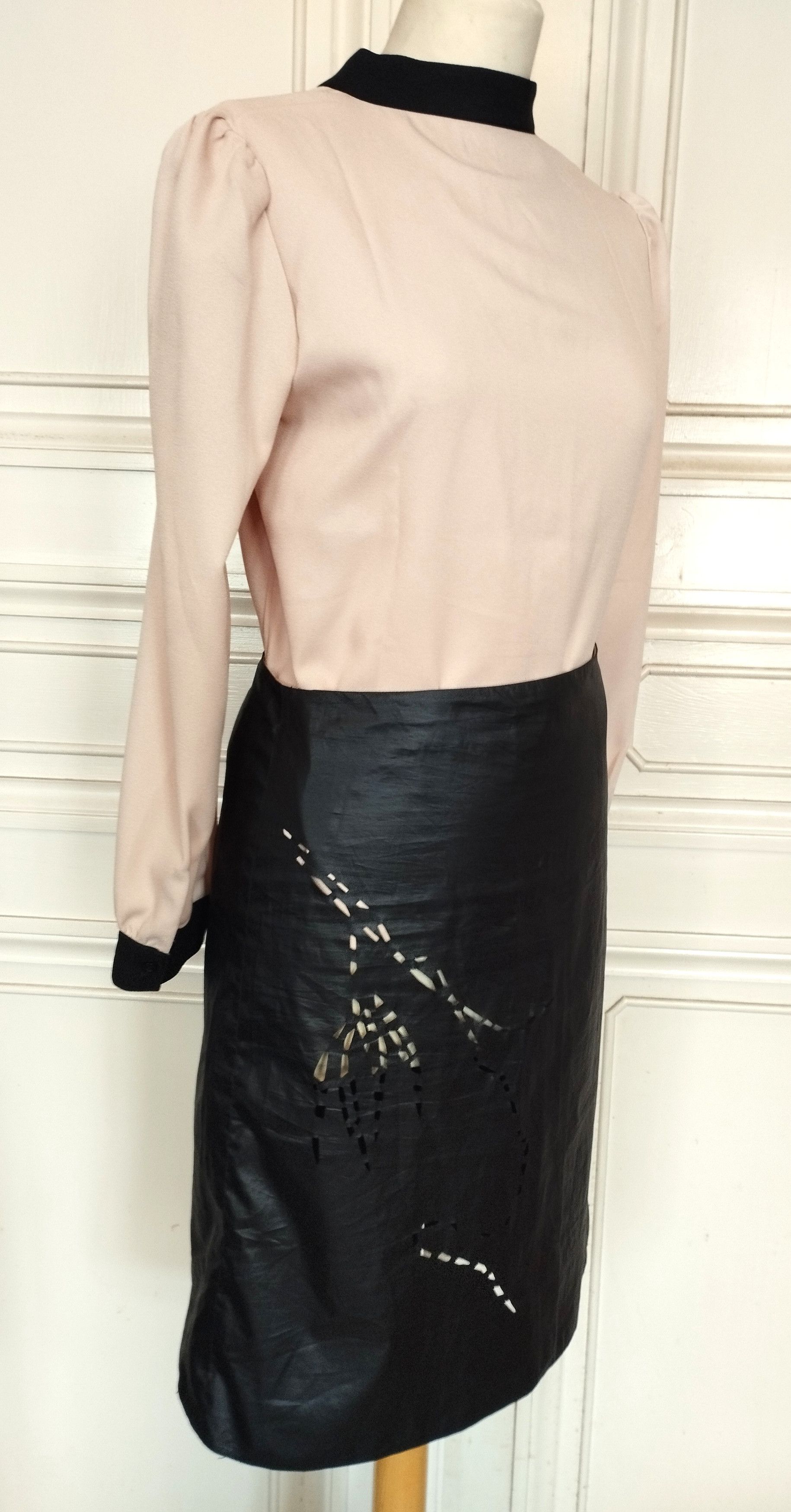 Barbara Bui Barbara Bui Jupe Mutine Glacis Wet Decoupes T S/M Size 27" / US 4 / IT 40 - 4 Thumbnail