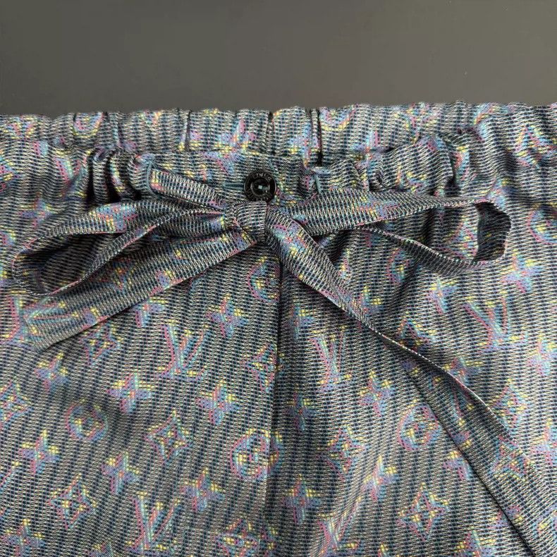 Louis Vuitton Louis Vuitton Colorful grey silk trousers with full logo pa Size US 38 / EU 54 - 7 Thumbnail