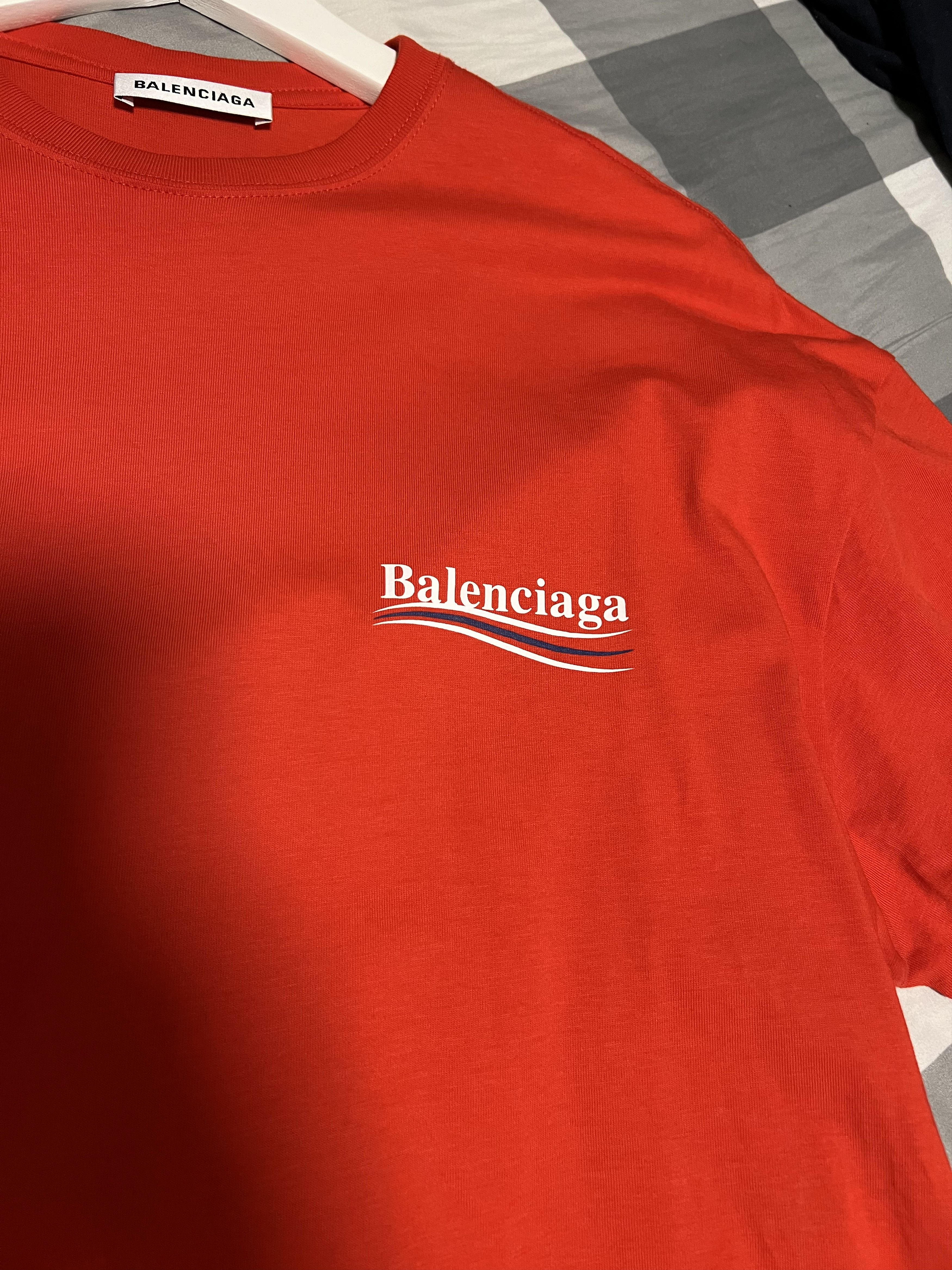 Balenciaga Balenciaga Red Political Logo Campaign Oversized T-shirt Size US S / EU 44-46 / 1 - 4 Thumbnail