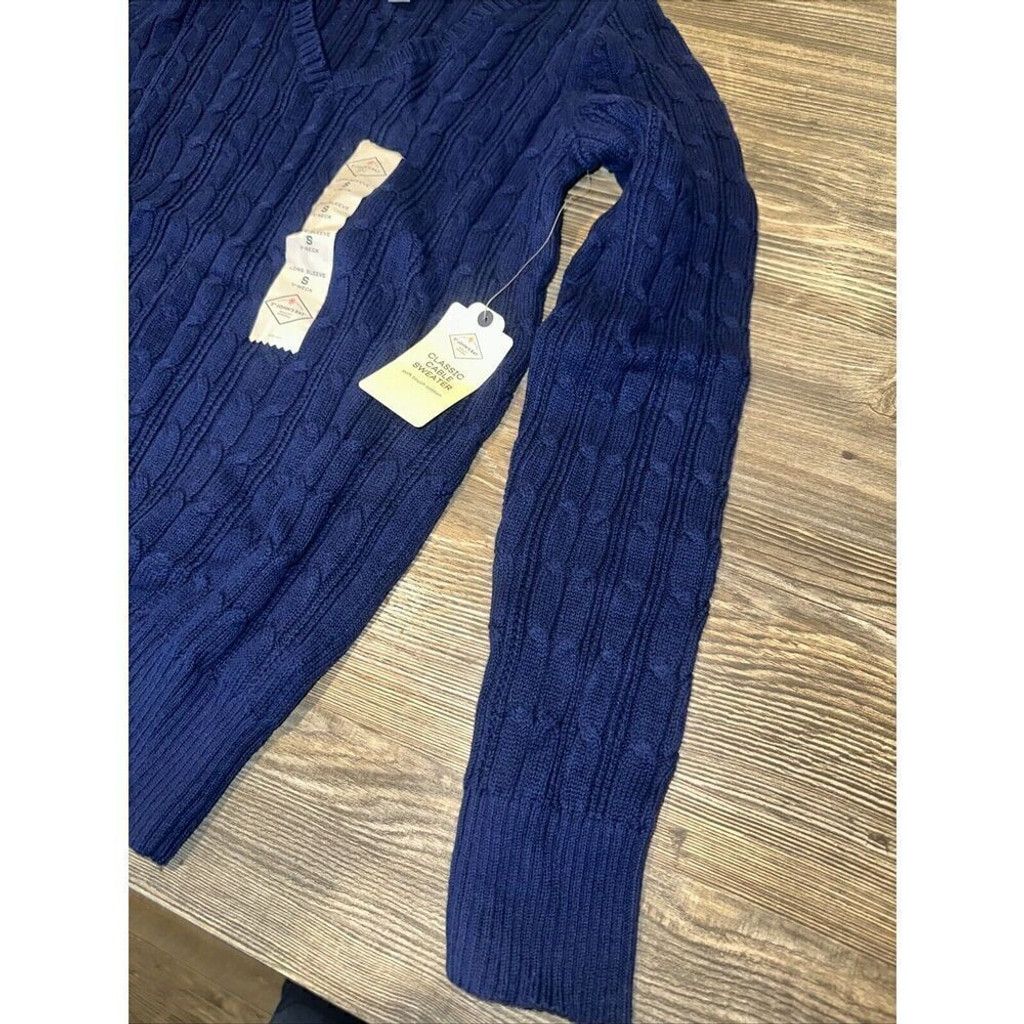 St. Johns Bay St Johns Bay Women Sweater Navy Knit Long Sleeve V Neck. 10 Size S / US 4 / IT 40 - 2 Thumbnail