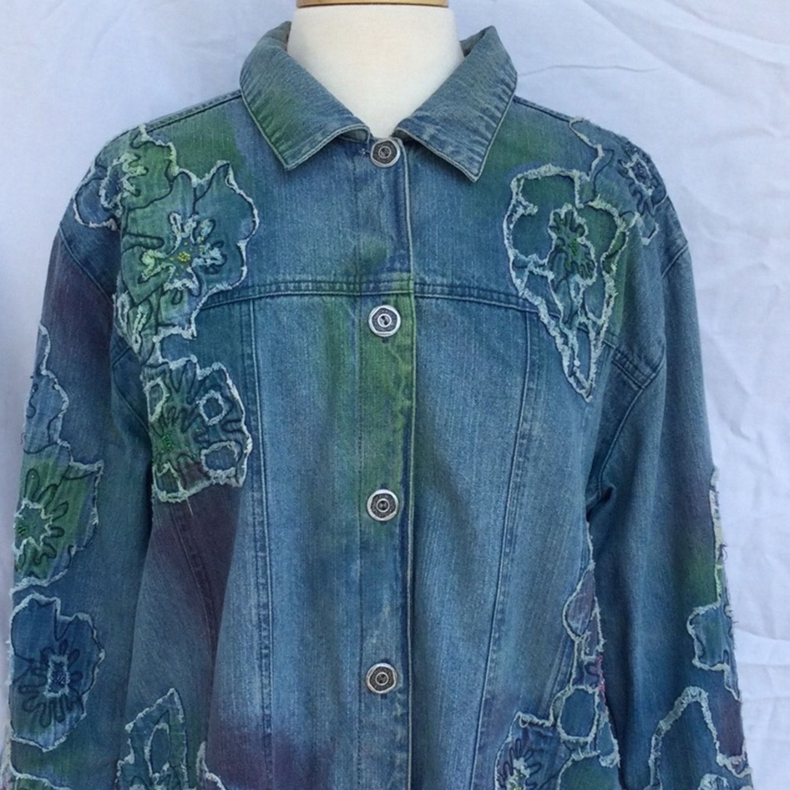 Chicos Chico's Design Vintage Artsy Beaded Jean Jacket 3/XL/16 Size XL / US 12-14 / IT 48-50 - 2 Thumbnail