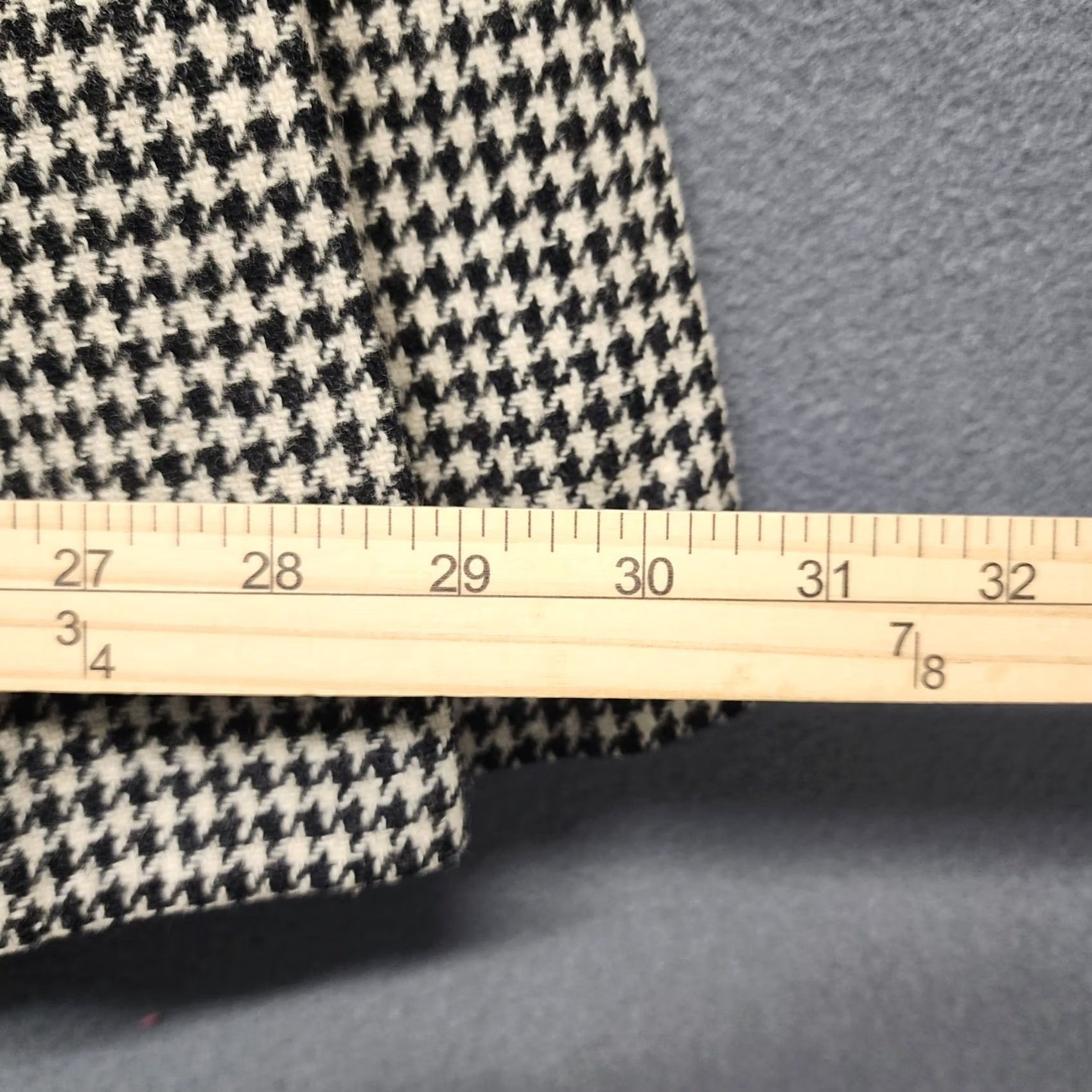 Talbots VINTAGE Talbots Skirt Womens 8 Black Houndstooth Wool Pleated Side Zip Classic Womens Size 30" / US 8 / IT 44 - 7 Thumbnail