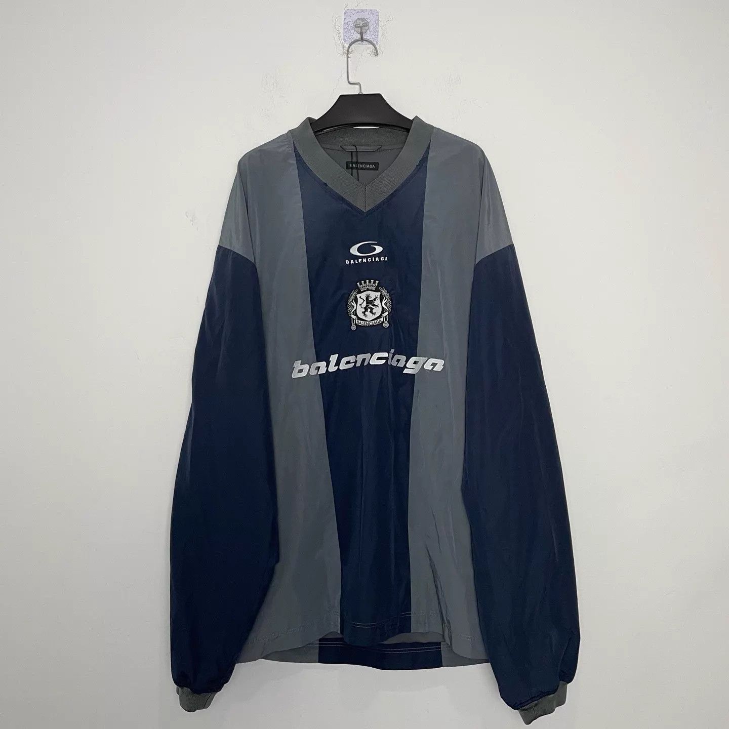 Balenciaga Balenciaga 26S Loop MU Football Embroidered LS Jersey Size US XS / EU 42 / 0 - 1 Thumbnail